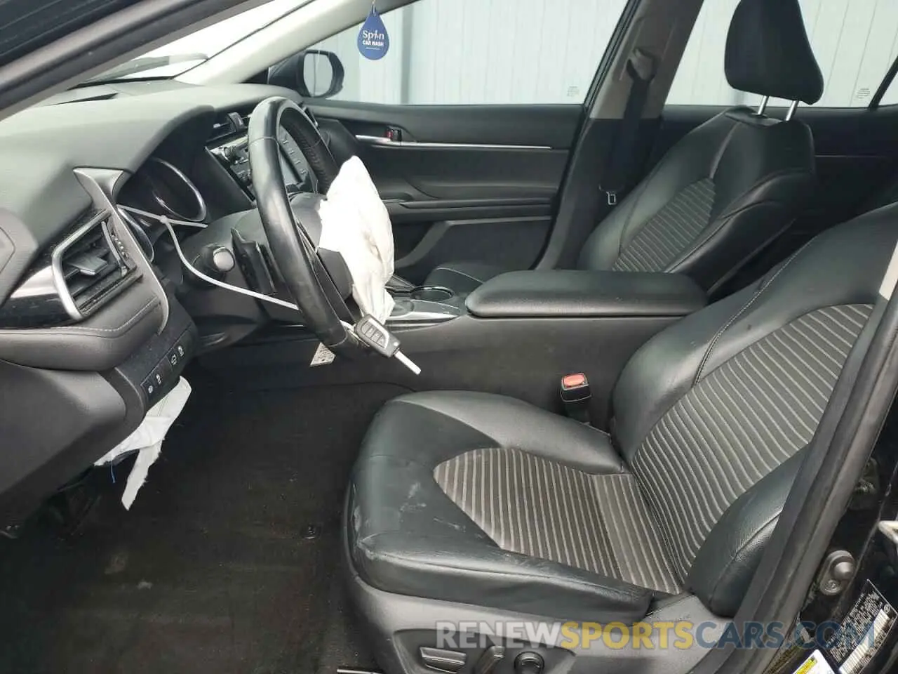 7 fotografías del automóvil dañado 4T1G11AK9LU913835 TOYOTA CAMRY 2020