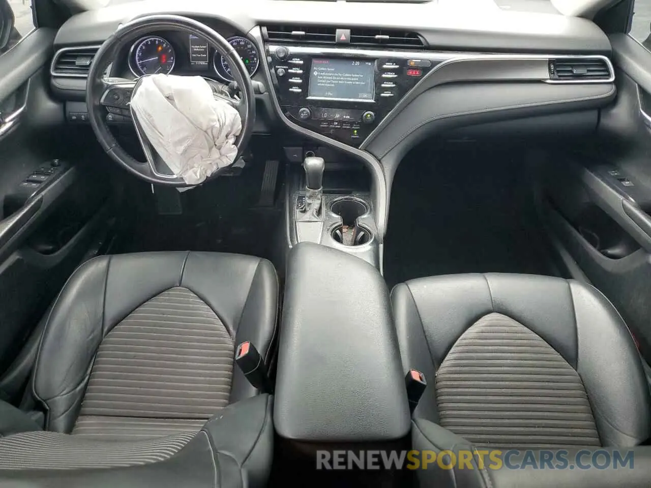 8 fotografías del automóvil dañado 4T1G11AK9LU913835 TOYOTA CAMRY 2020