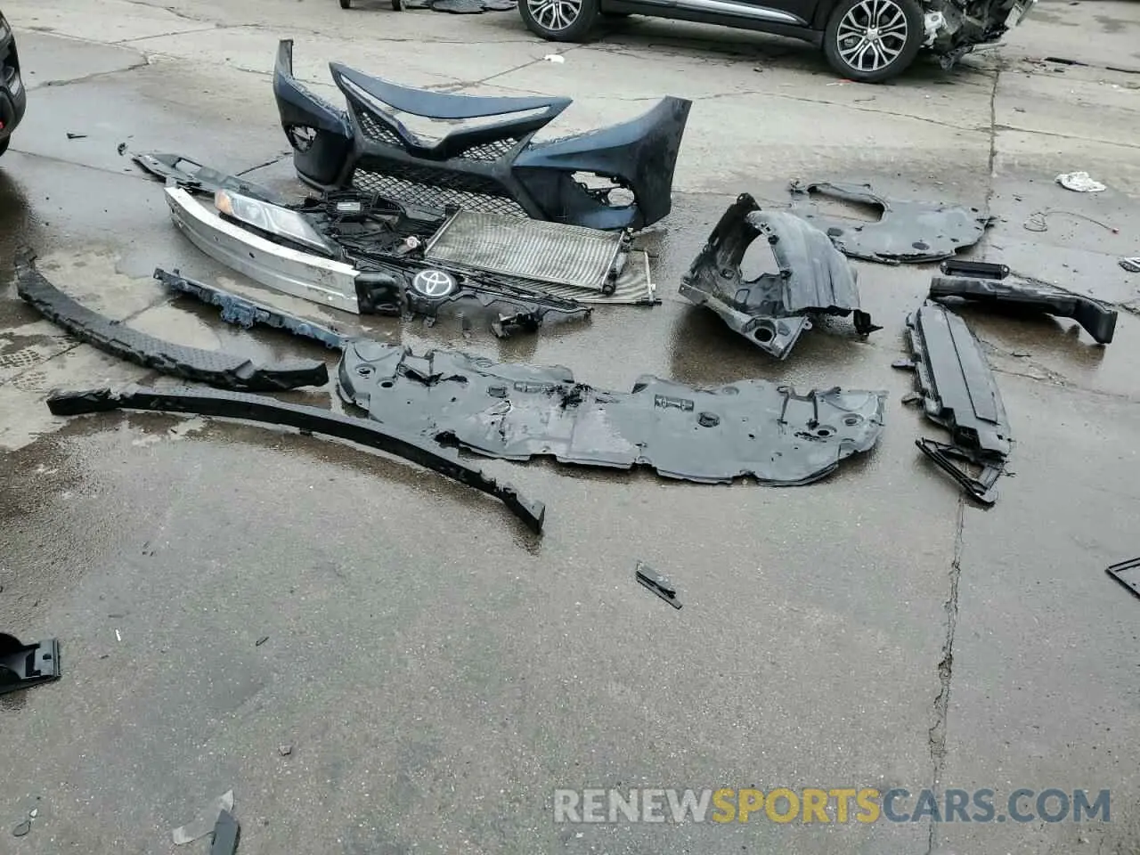 12 fotografías del automóvil dañado 4T1G11AK9LU939030 TOYOTA CAMRY 2020