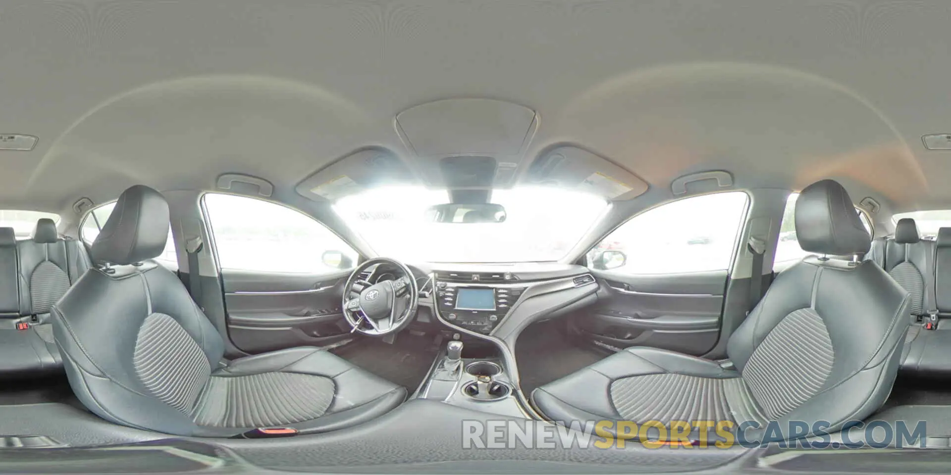 14 fotografías del automóvil dañado 4T1G11AK9LU945376 TOYOTA CAMRY 2020