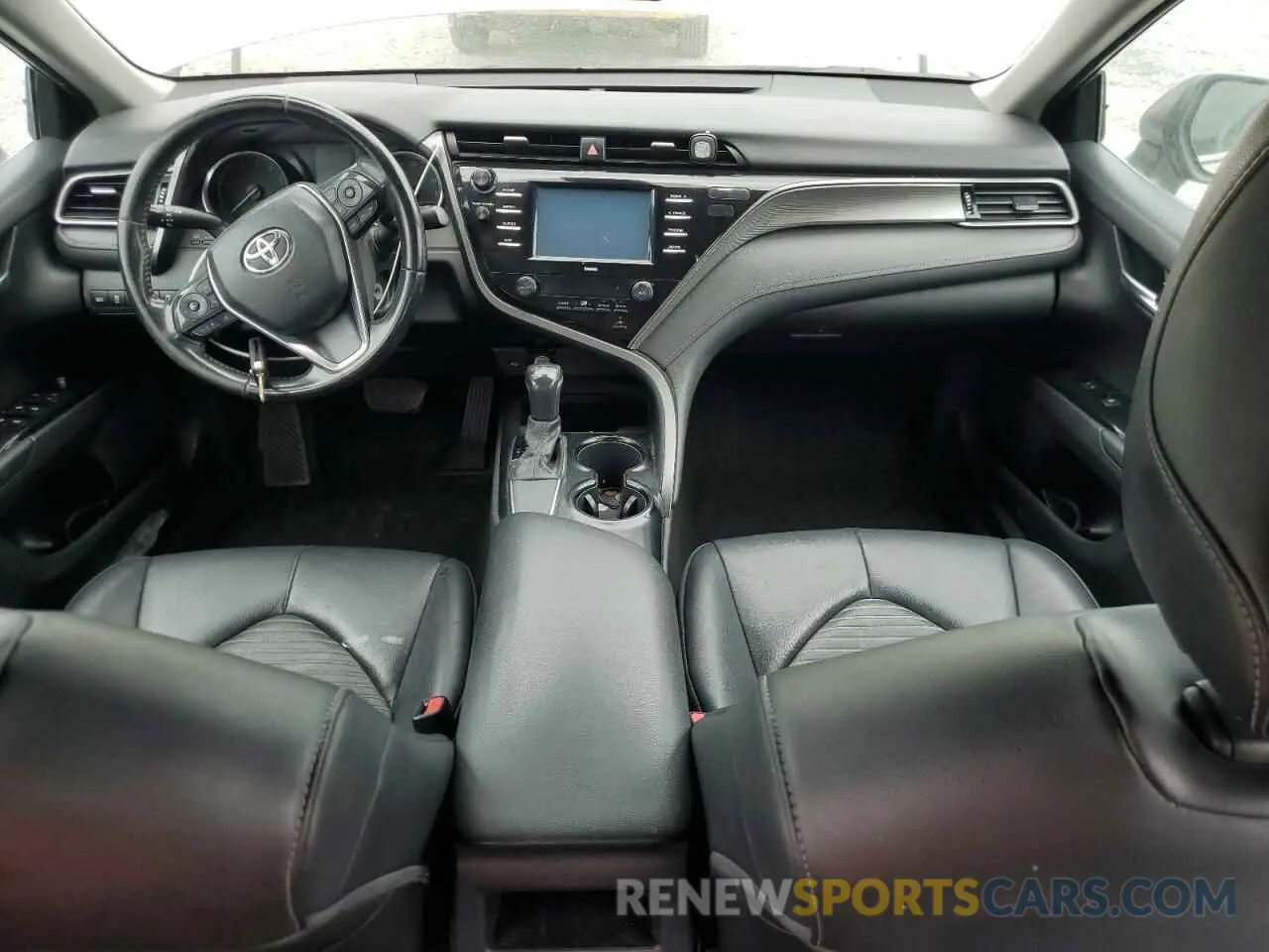 8 fotografías del automóvil dañado 4T1G11AK9LU945376 TOYOTA CAMRY 2020