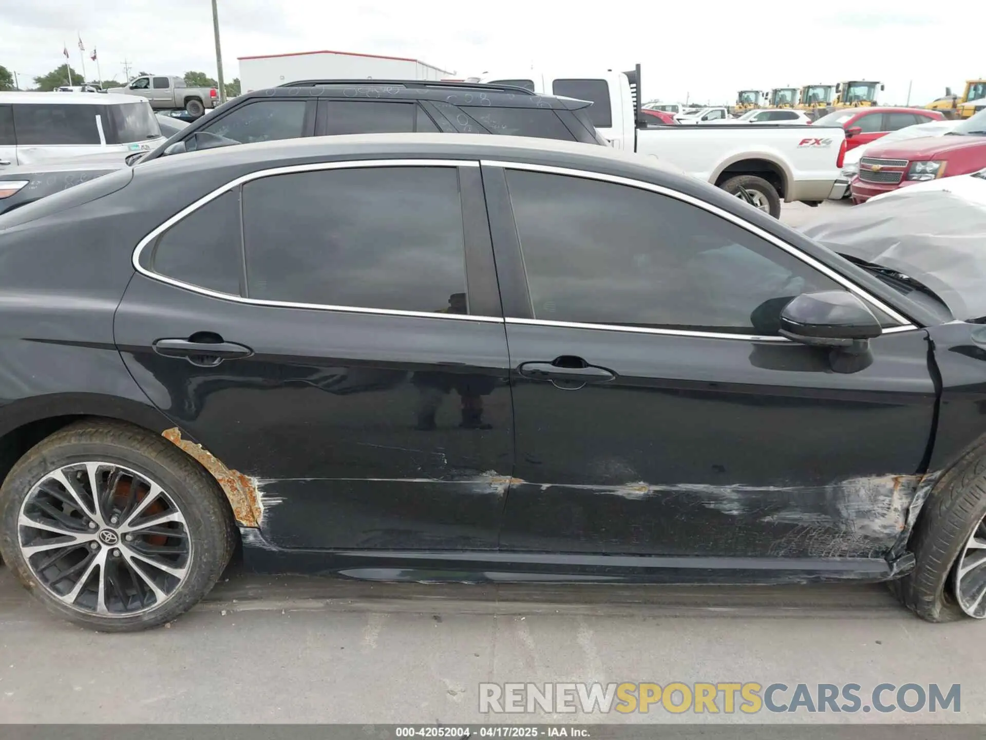 12 fotografías del automóvil dañado 4T1G11AK9LU946138 TOYOTA CAMRY 2020