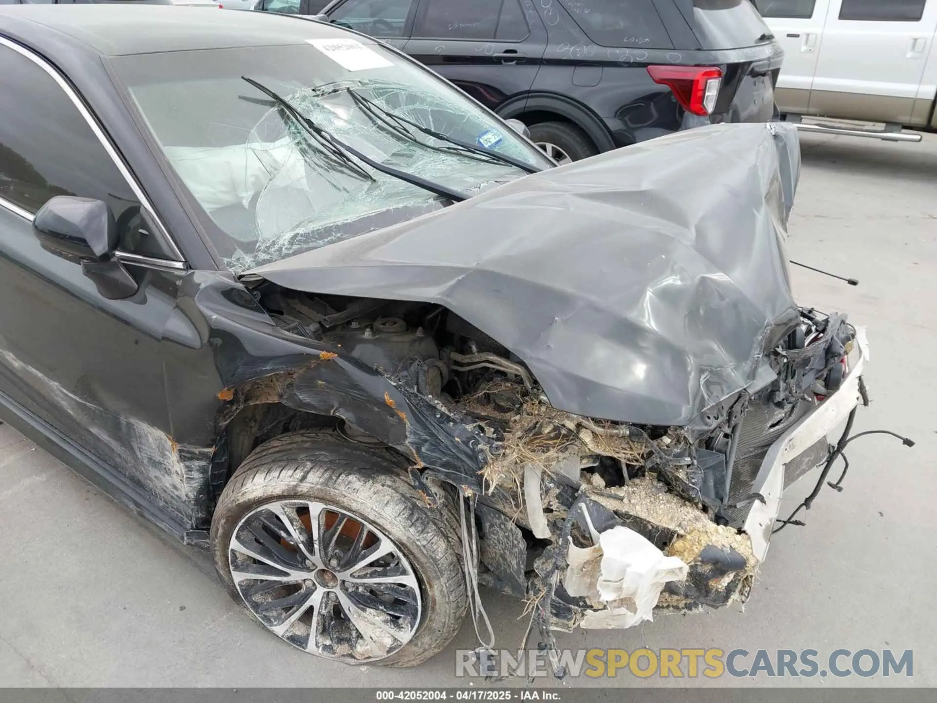 16 fotografías del automóvil dañado 4T1G11AK9LU946138 TOYOTA CAMRY 2020