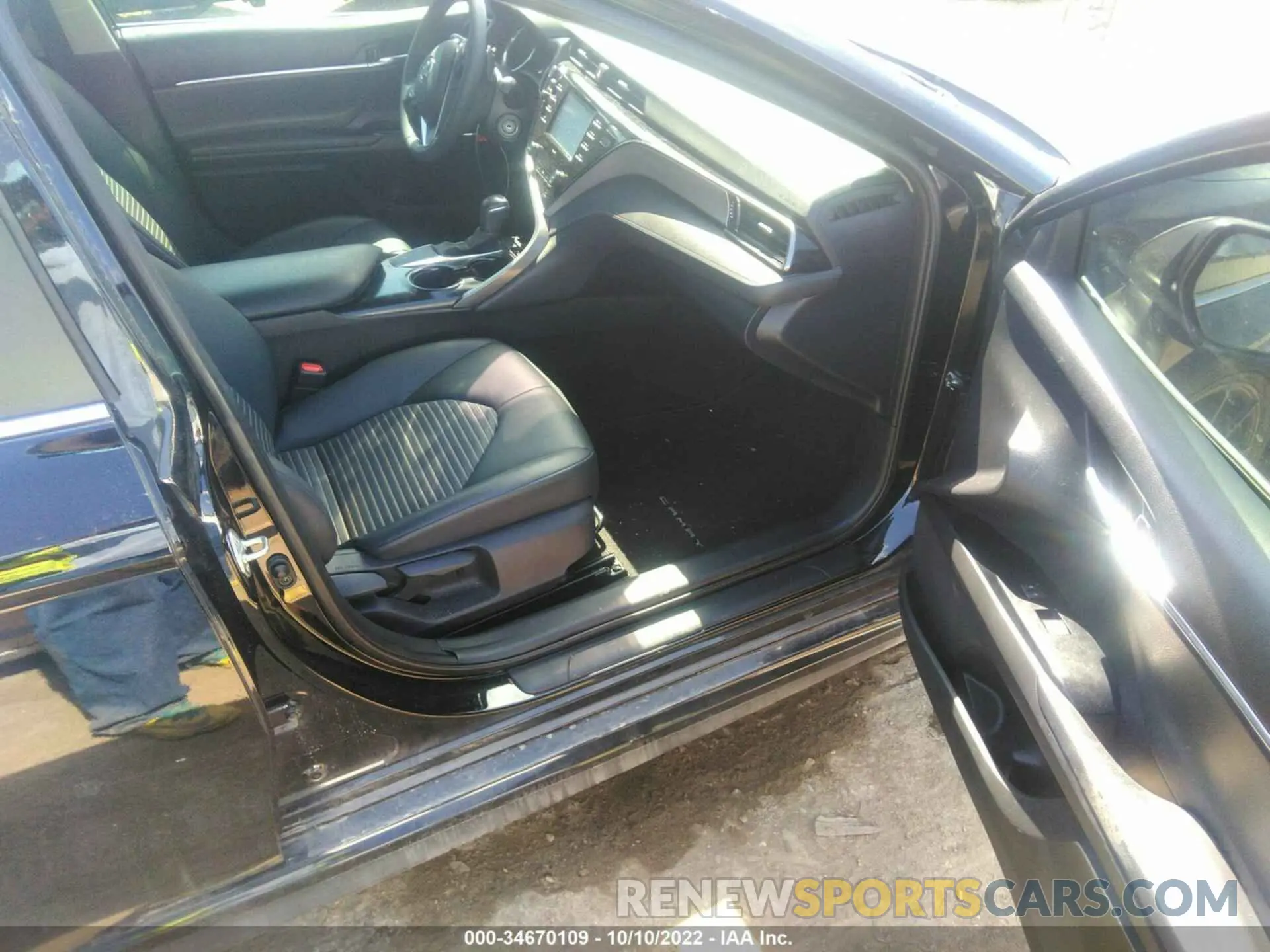 5 fotografías del automóvil dañado 4T1G11AK9LU967295 TOYOTA CAMRY 2020