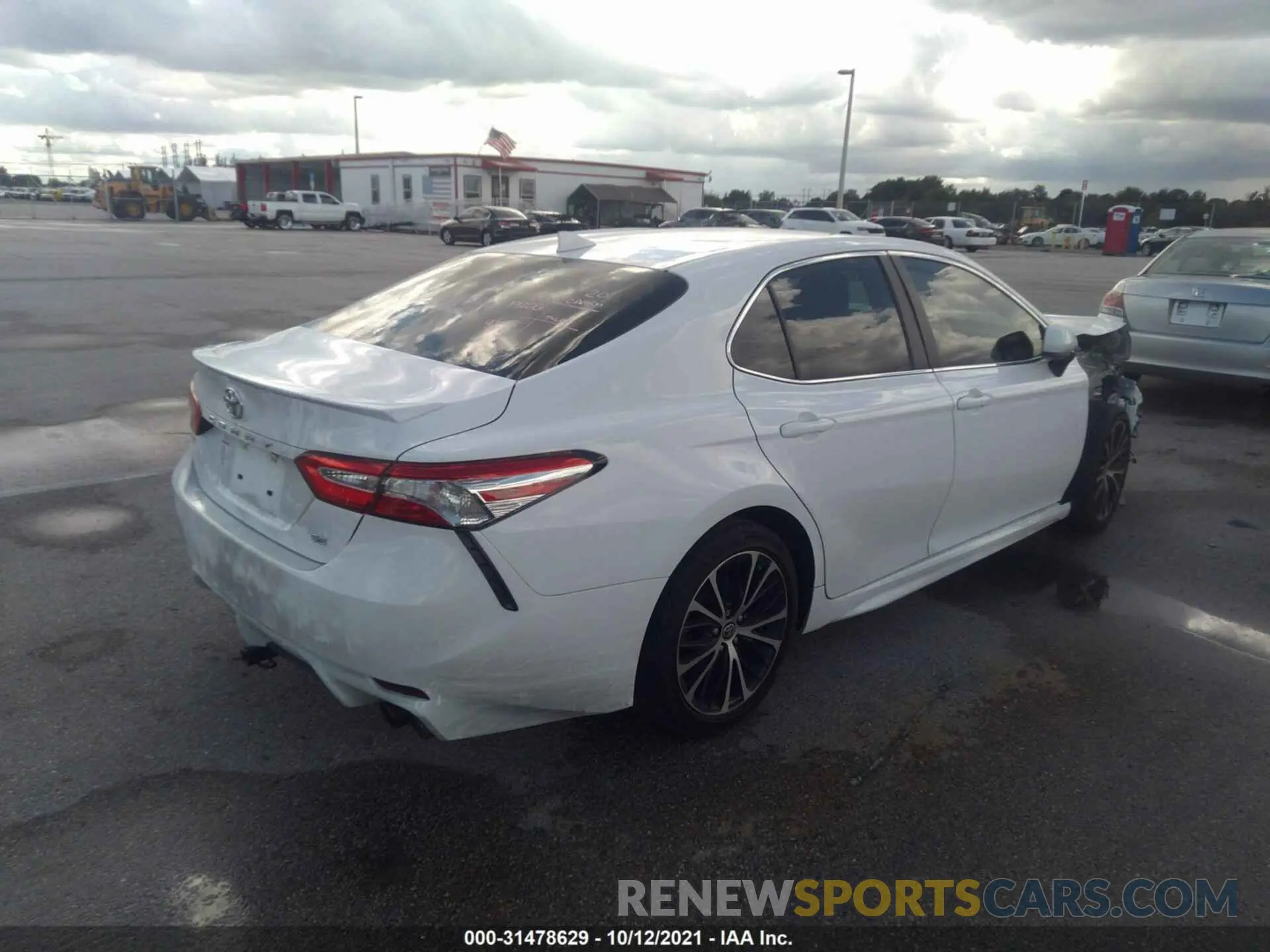 4 fotografías del automóvil dañado 4T1G11AK9LU981536 TOYOTA CAMRY 2020