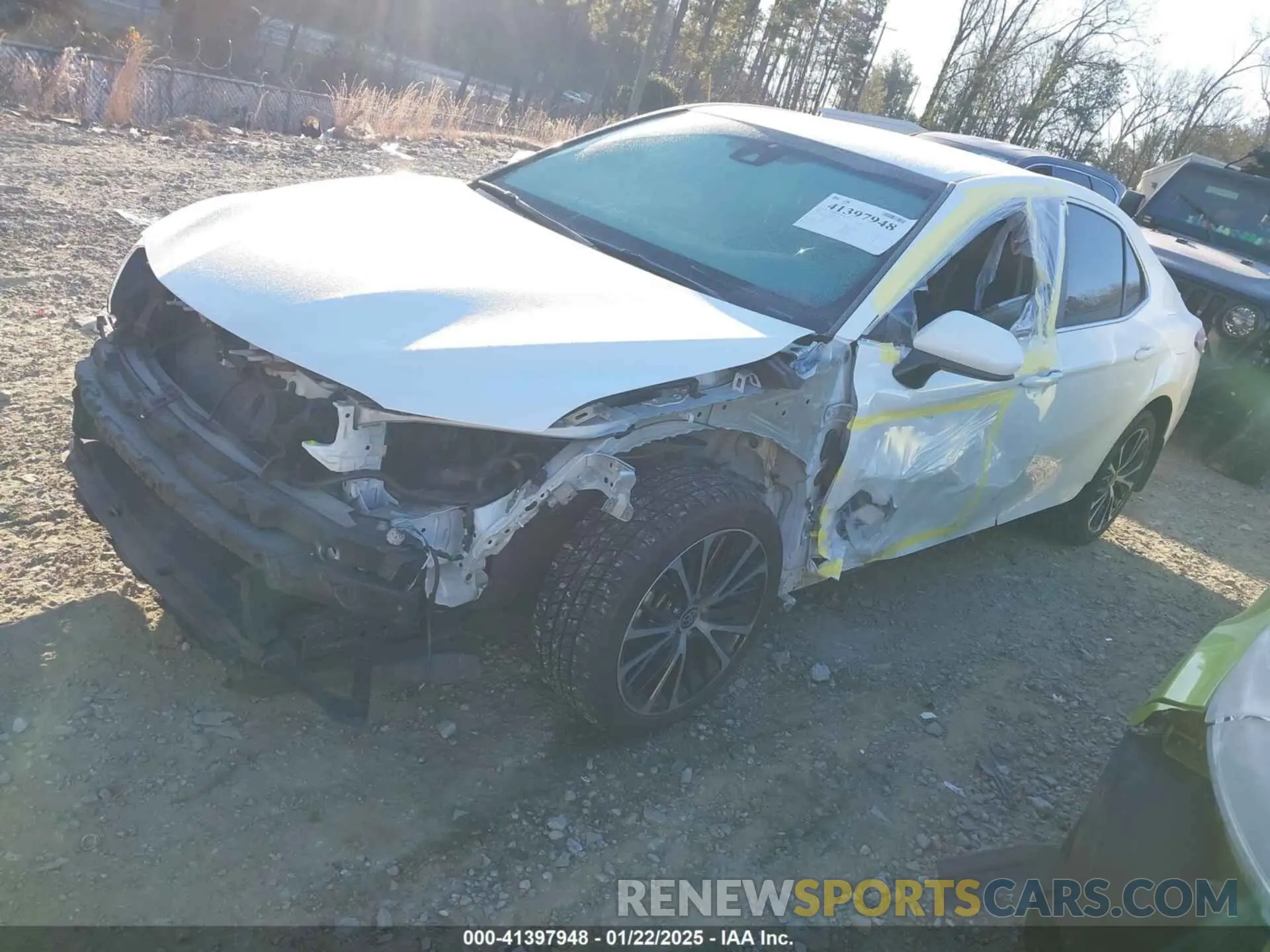2 fotografías del automóvil dañado 4T1G11AK9LU997770 TOYOTA CAMRY 2020
