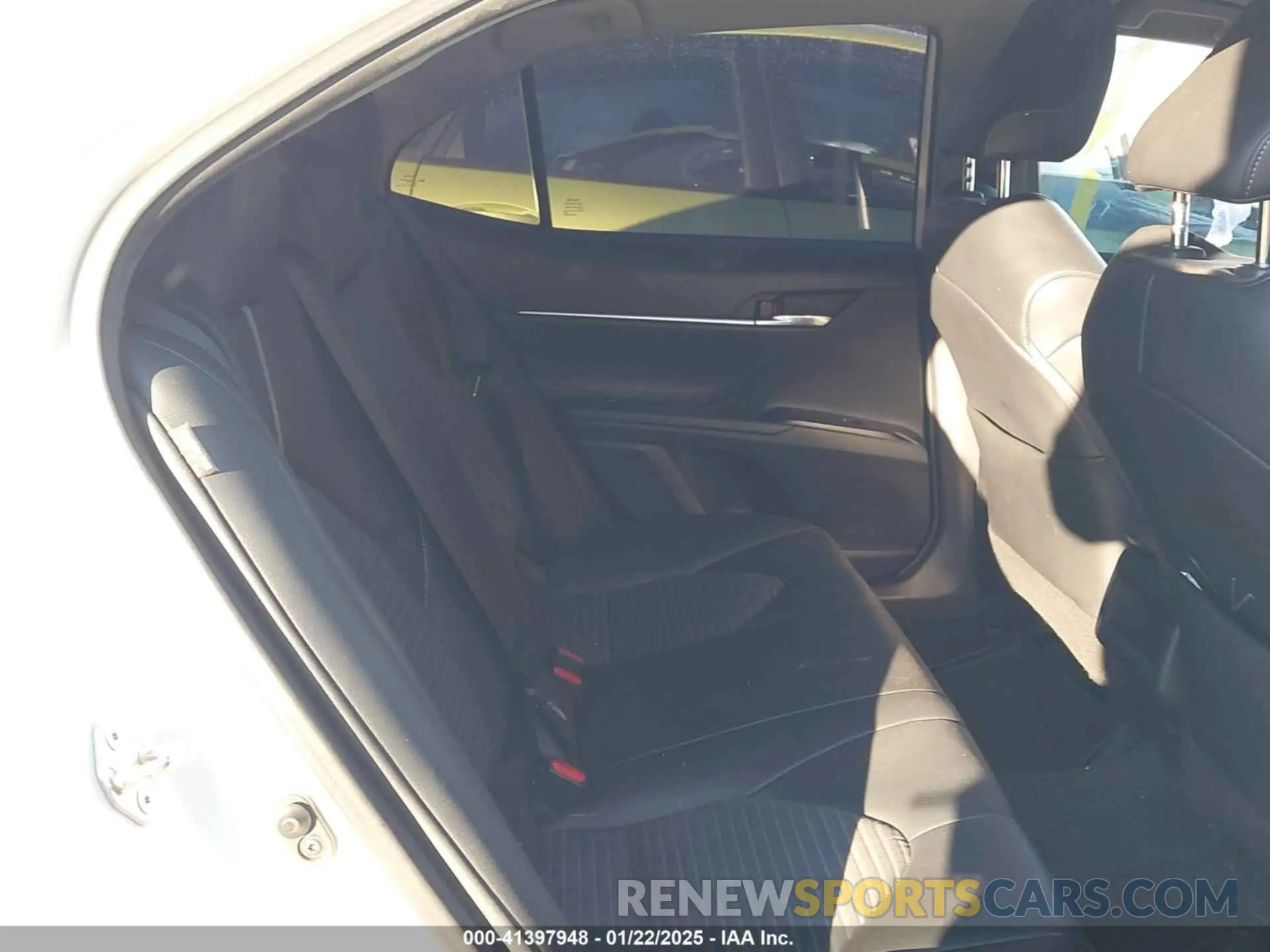 8 fotografías del automóvil dañado 4T1G11AK9LU997770 TOYOTA CAMRY 2020