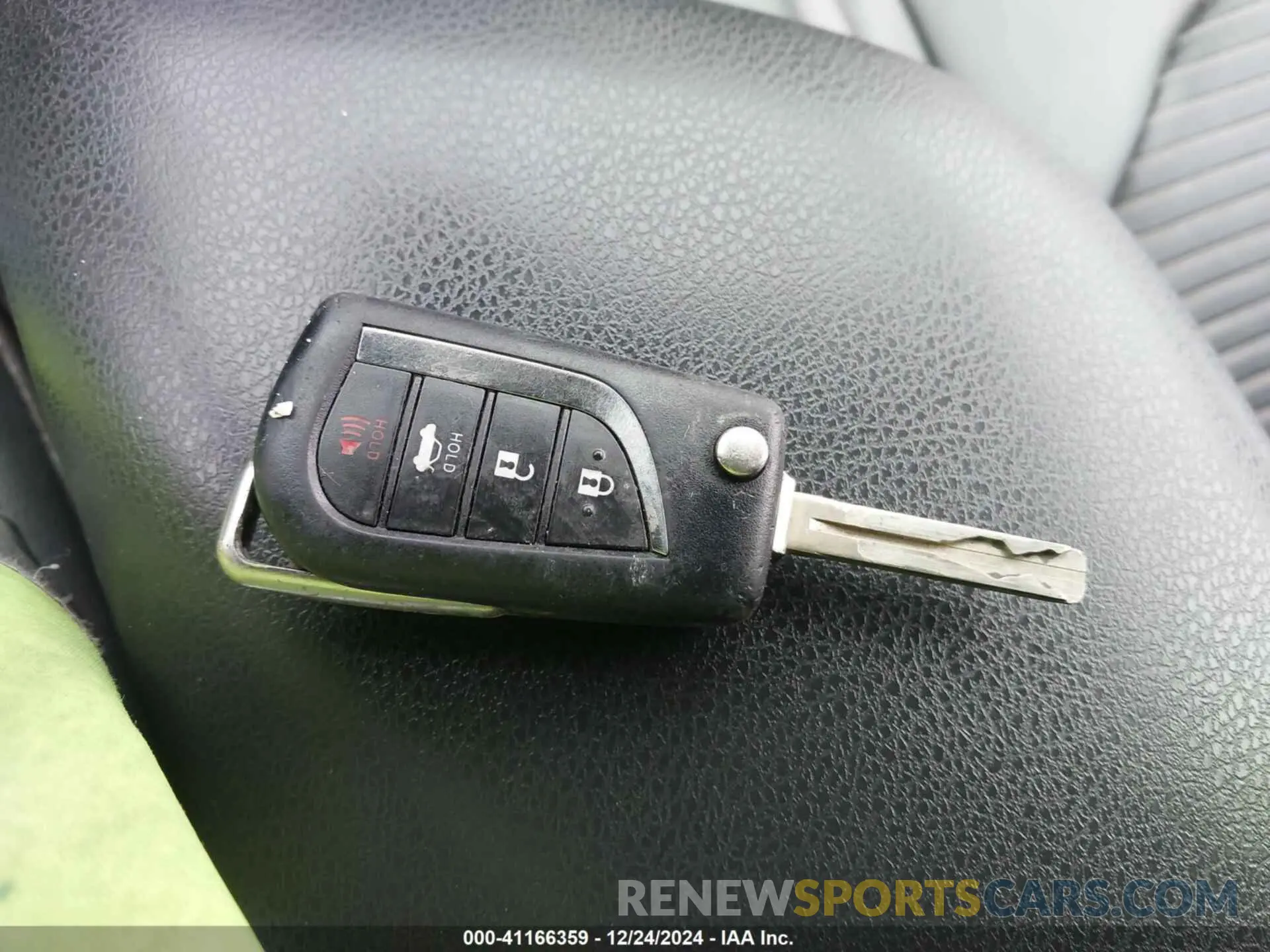 11 fotografías del automóvil dañado 4T1G11AKXLU306701 TOYOTA CAMRY 2020