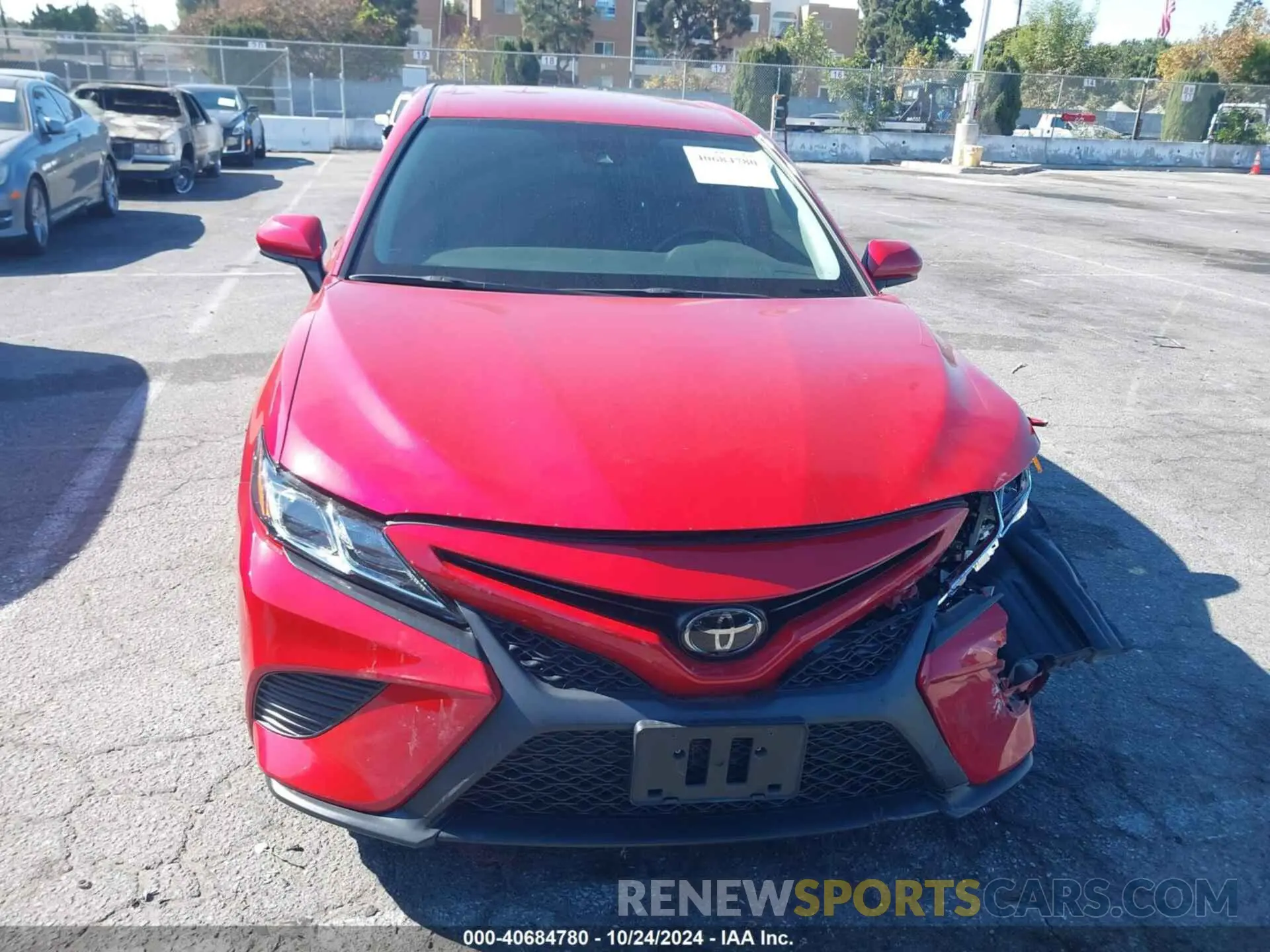12 fotografías del automóvil dañado 4T1G11AKXLU323272 TOYOTA CAMRY 2020