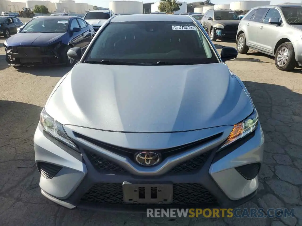 5 fotografías del automóvil dañado 4T1G11AKXLU327287 TOYOTA CAMRY 2020