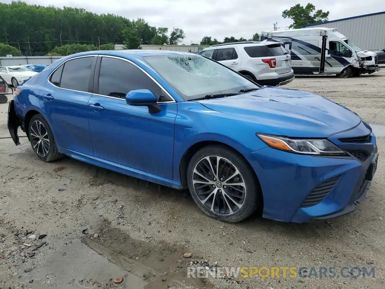 4 fotografías del automóvil dañado 4T1G11AKXLU327421 TOYOTA CAMRY 2020