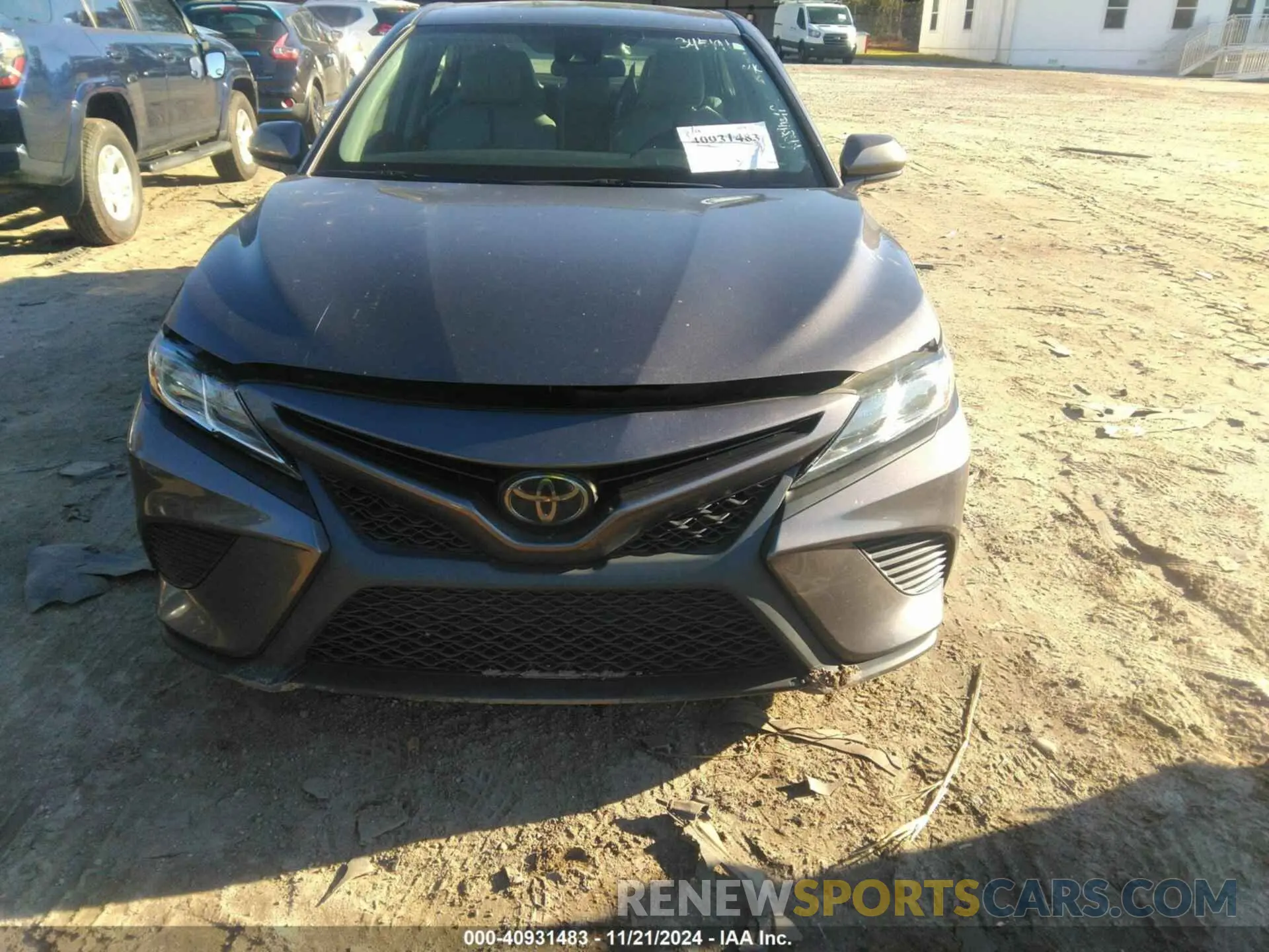 11 fotografías del automóvil dañado 4T1G11AKXLU345191 TOYOTA CAMRY 2020