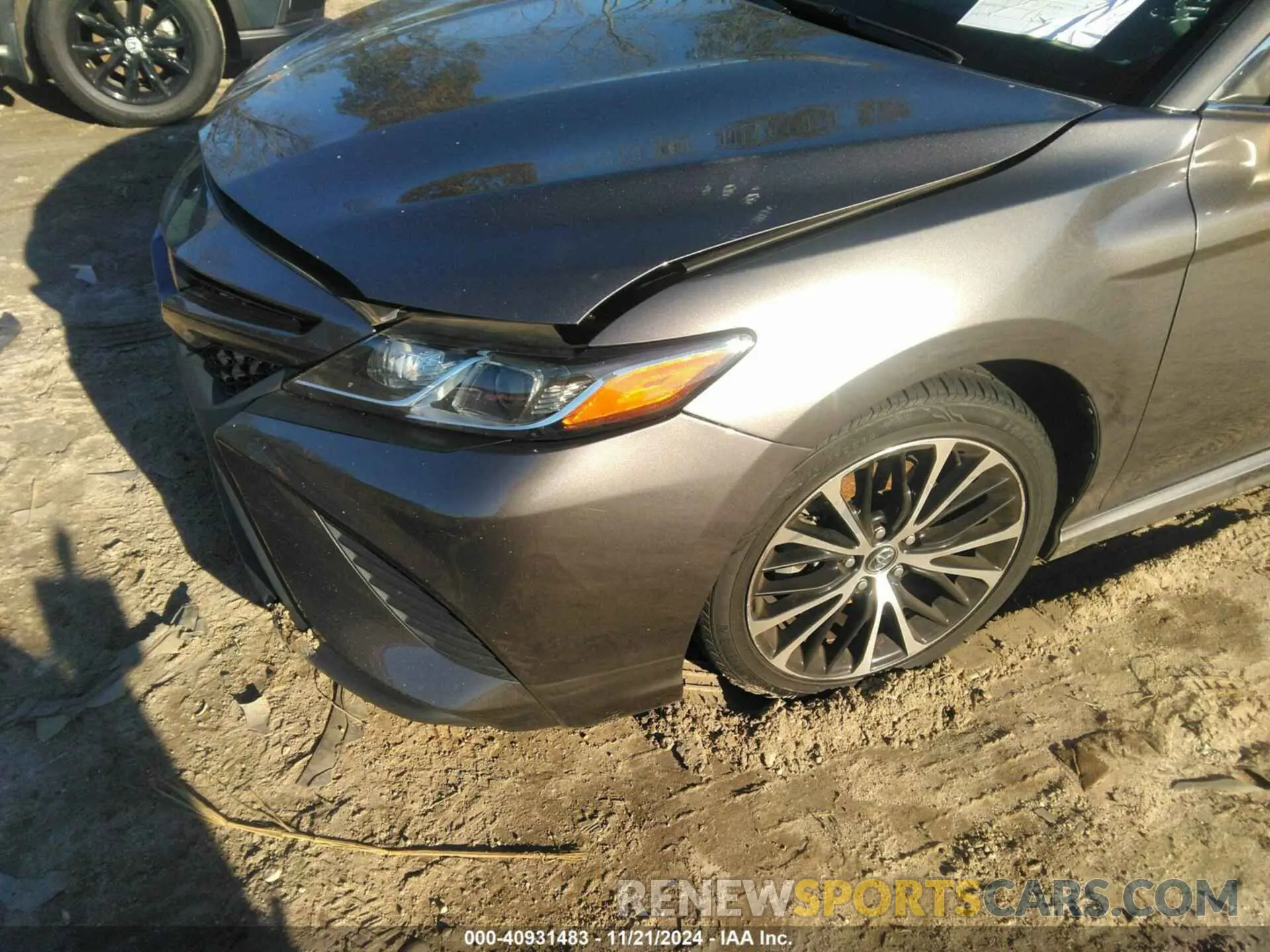 16 fotografías del automóvil dañado 4T1G11AKXLU345191 TOYOTA CAMRY 2020