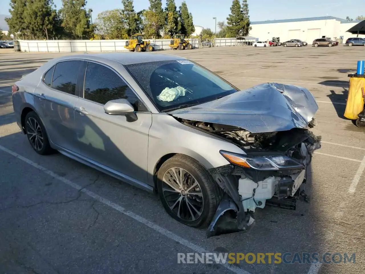 4 fotografías del automóvil dañado 4T1G11AKXLU346793 TOYOTA CAMRY 2020