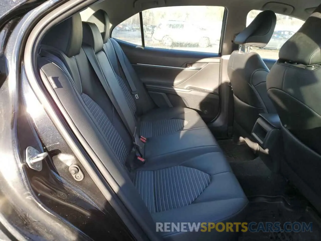 10 fotografías del automóvil dañado 4T1G11AKXLU352027 TOYOTA CAMRY 2020