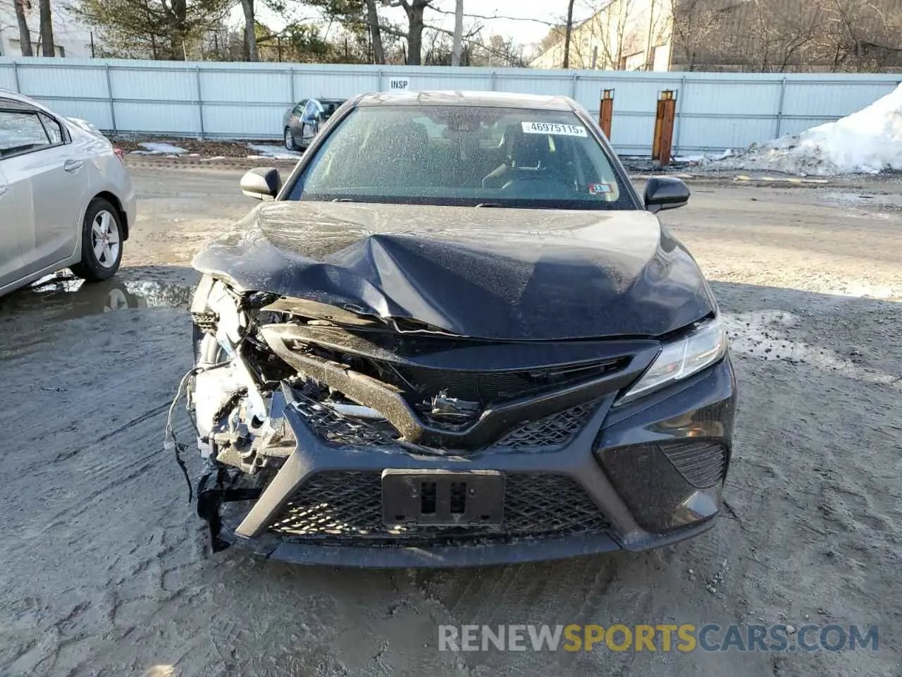 5 fotografías del automóvil dañado 4T1G11AKXLU352027 TOYOTA CAMRY 2020