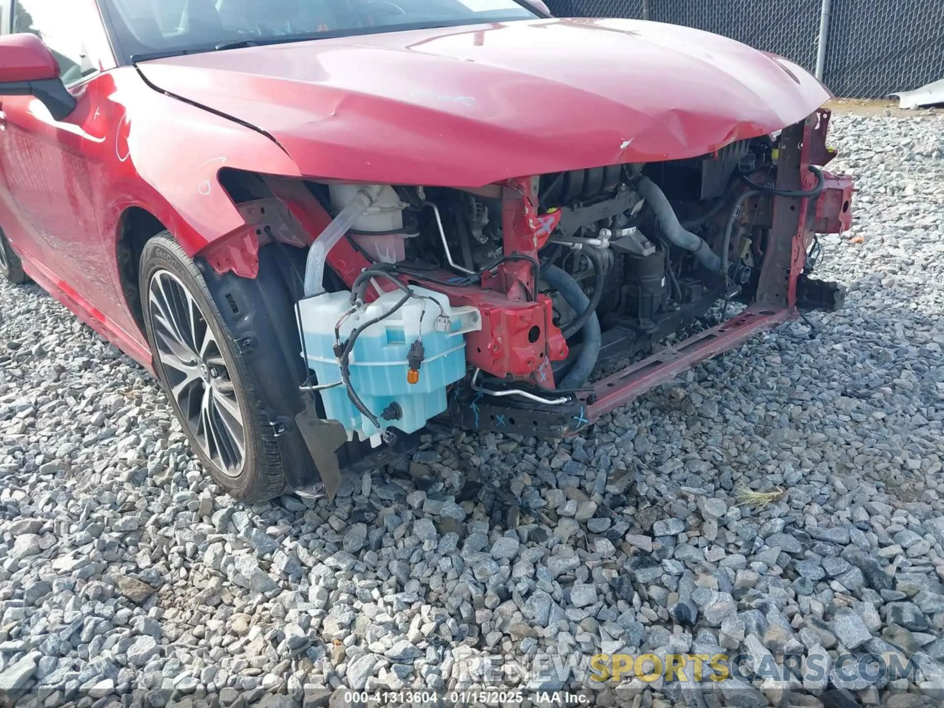 18 fotografías del automóvil dañado 4T1G11AKXLU355865 TOYOTA CAMRY 2020