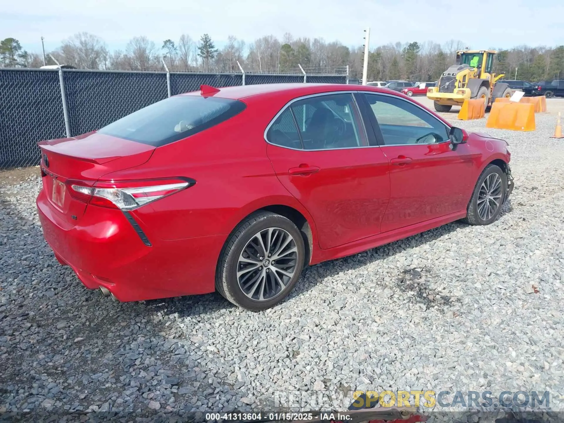 4 fotografías del automóvil dañado 4T1G11AKXLU355865 TOYOTA CAMRY 2020