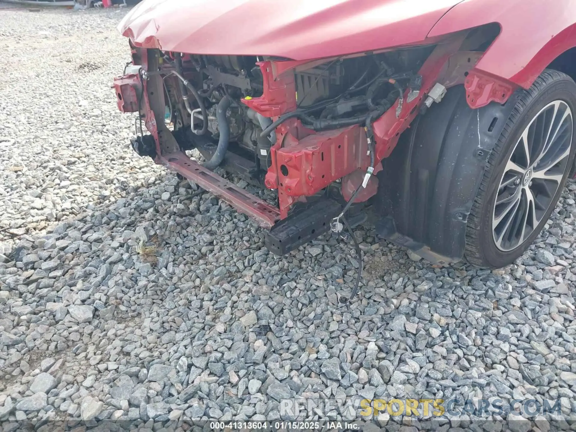 6 fotografías del automóvil dañado 4T1G11AKXLU355865 TOYOTA CAMRY 2020