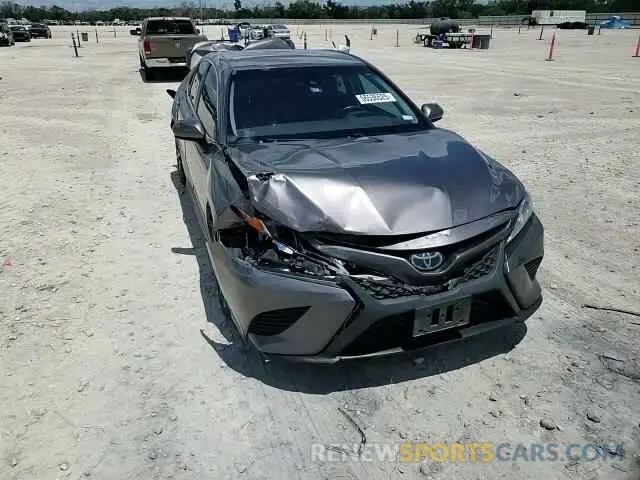 14 fotografías del automóvil dañado 4T1G11AKXLU369569 TOYOTA CAMRY 2020