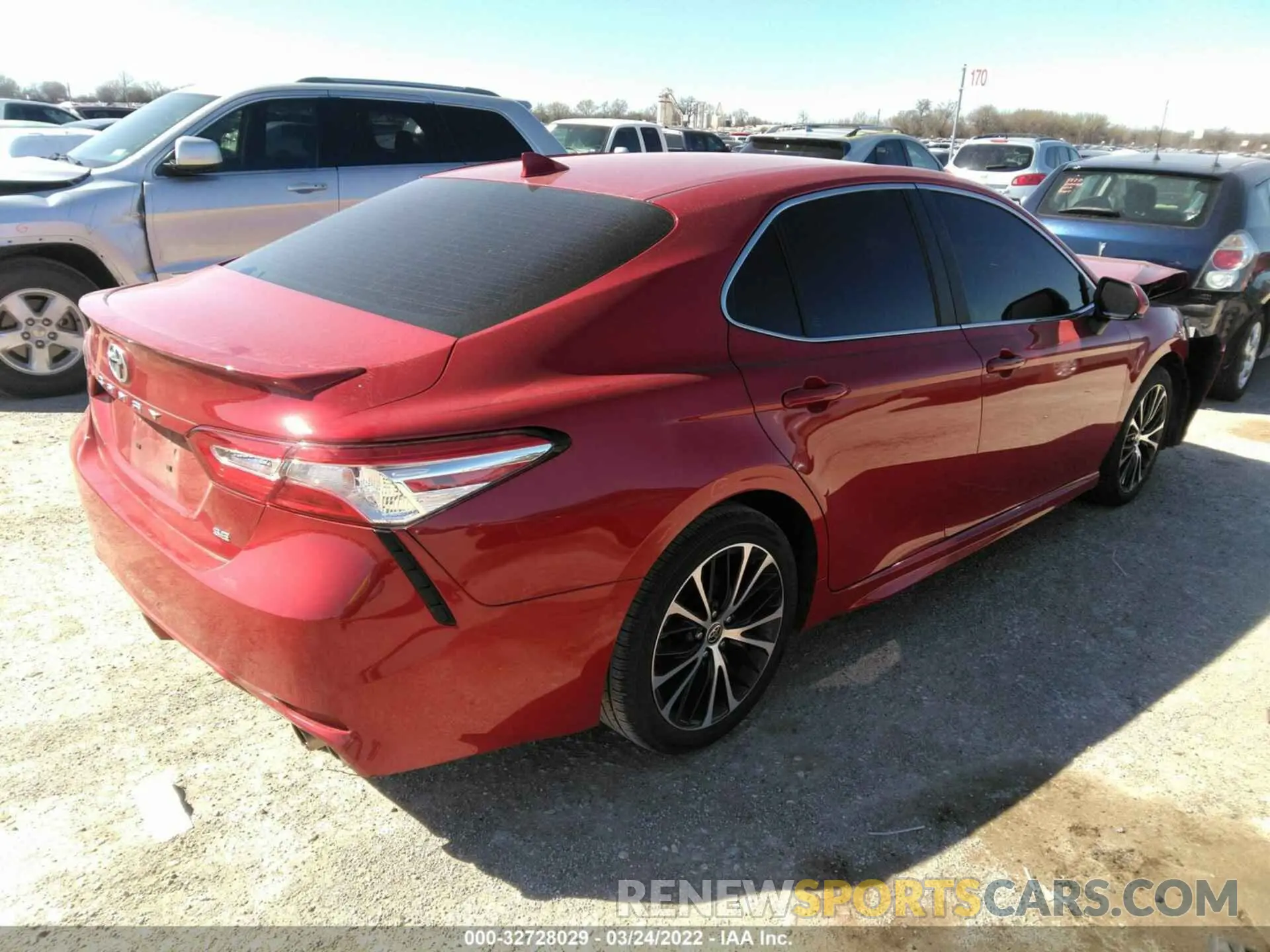 4 fotografías del automóvil dañado 4T1G11AKXLU371287 TOYOTA CAMRY 2020