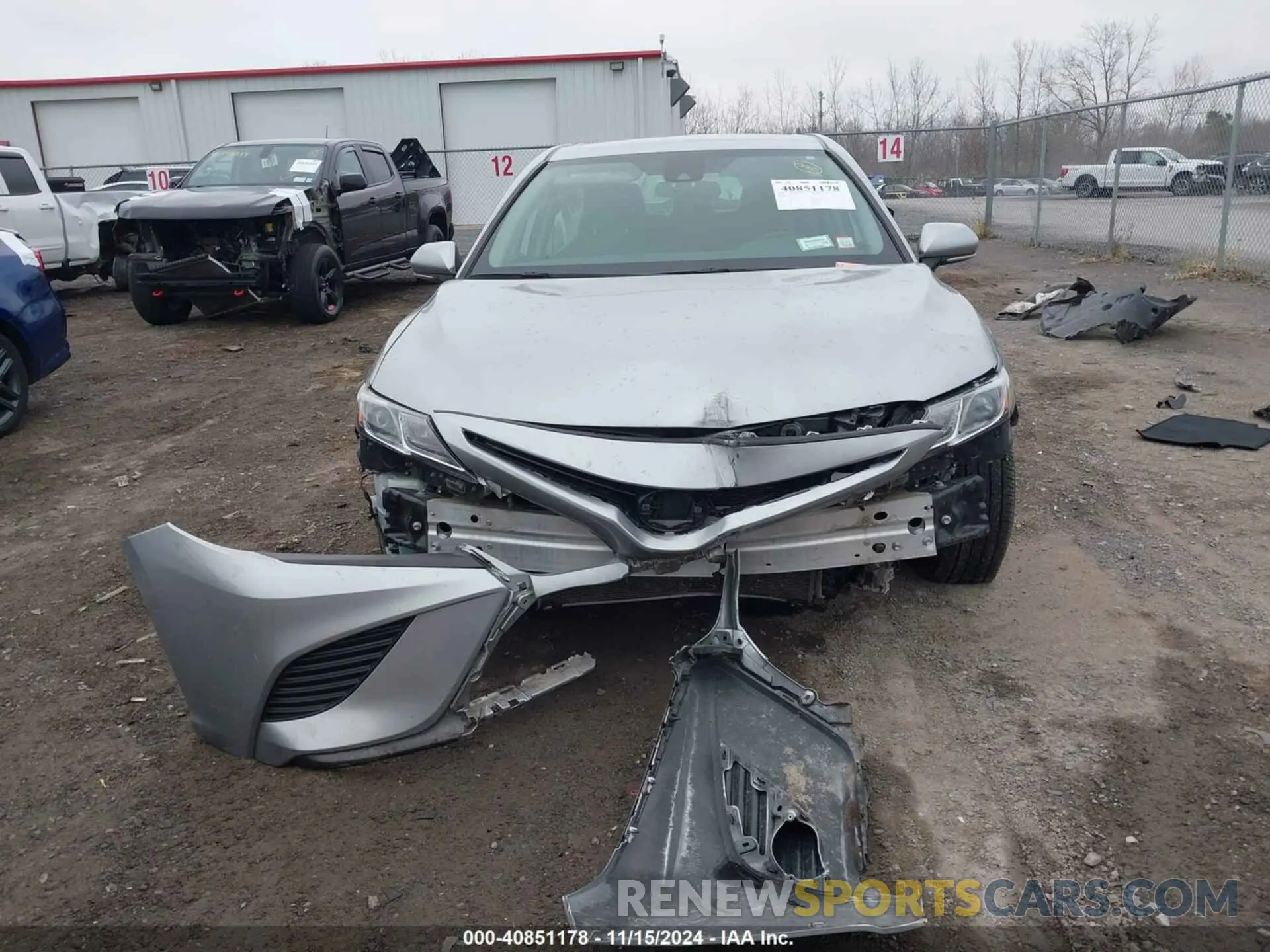12 fotografías del automóvil dañado 4T1G11AKXLU377381 TOYOTA CAMRY 2020