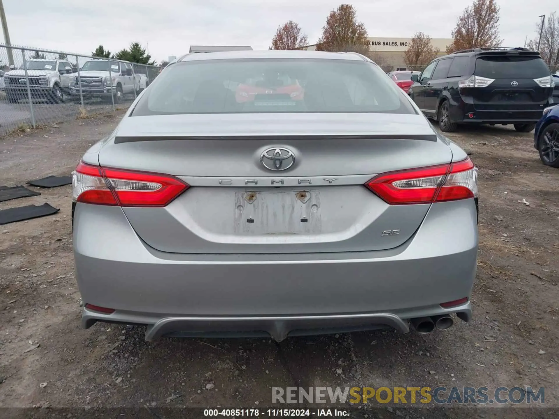 16 fotografías del automóvil dañado 4T1G11AKXLU377381 TOYOTA CAMRY 2020