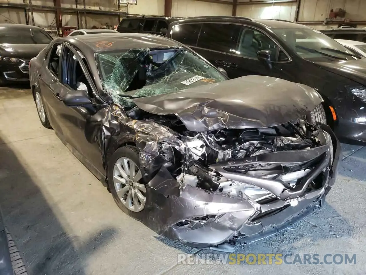 1 fotografías del automóvil dañado 4T1G11AKXLU384380 TOYOTA CAMRY 2020