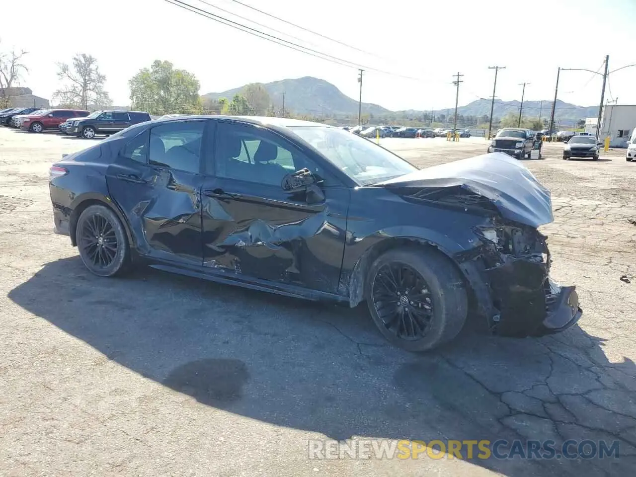 4 fotografías del automóvil dañado 4T1G11AKXLU390311 TOYOTA CAMRY 2020