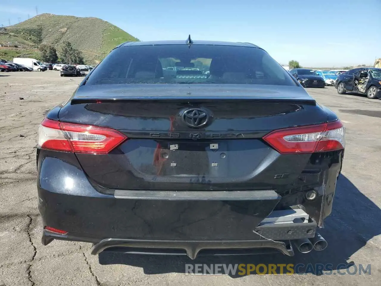 6 fotografías del automóvil dañado 4T1G11AKXLU390311 TOYOTA CAMRY 2020