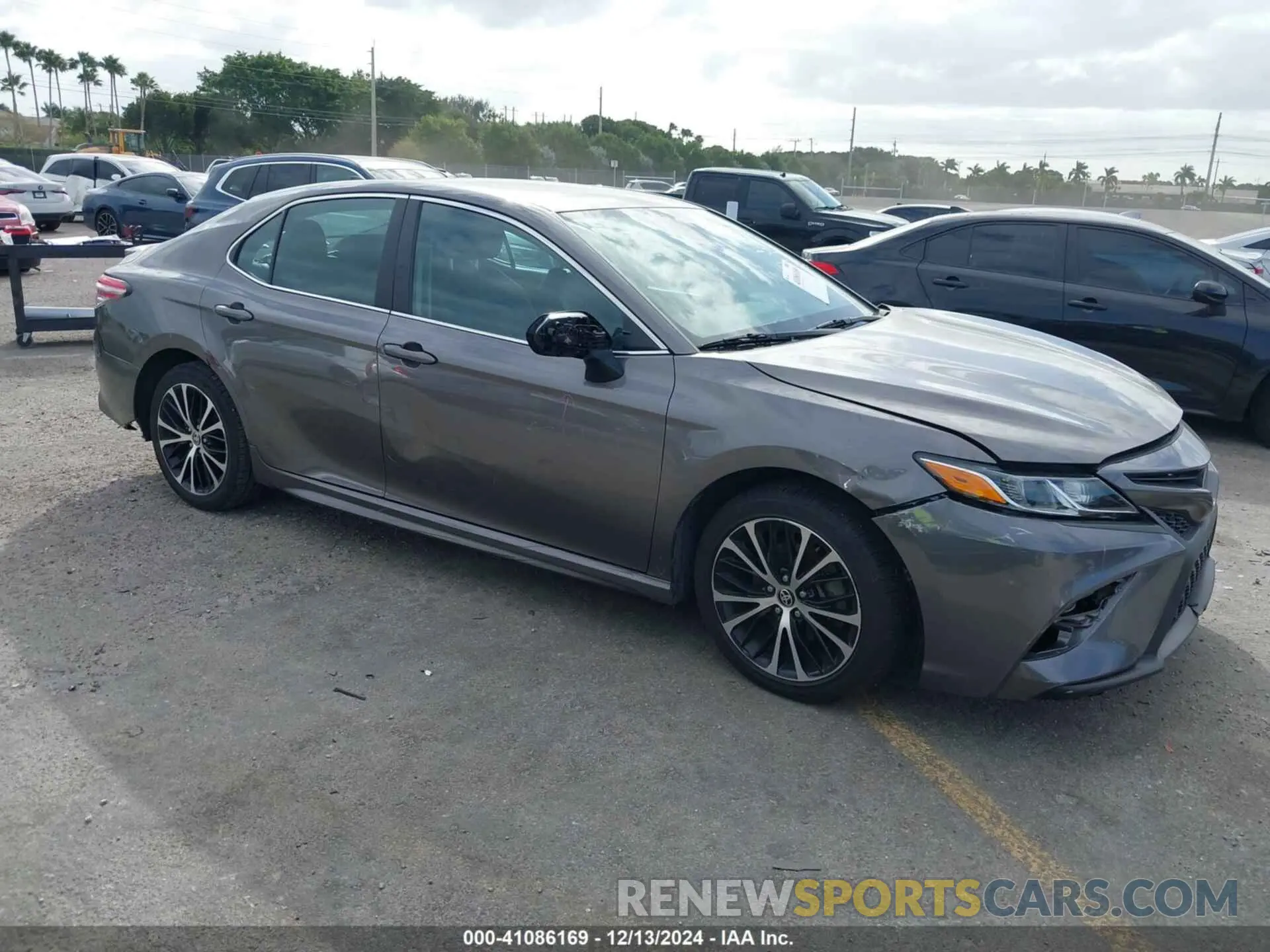 1 fotografías del automóvil dañado 4T1G11AKXLU505652 TOYOTA CAMRY 2020