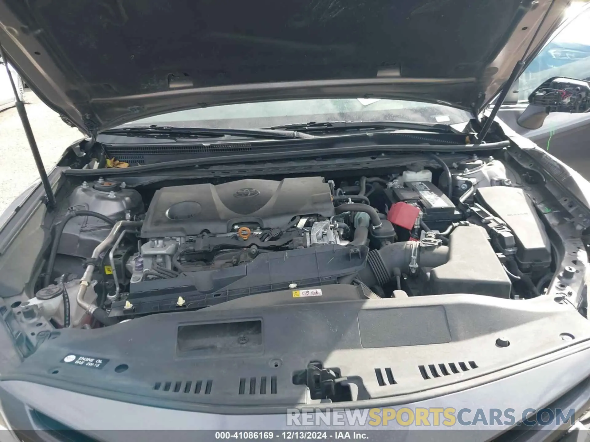 10 fotografías del automóvil dañado 4T1G11AKXLU505652 TOYOTA CAMRY 2020