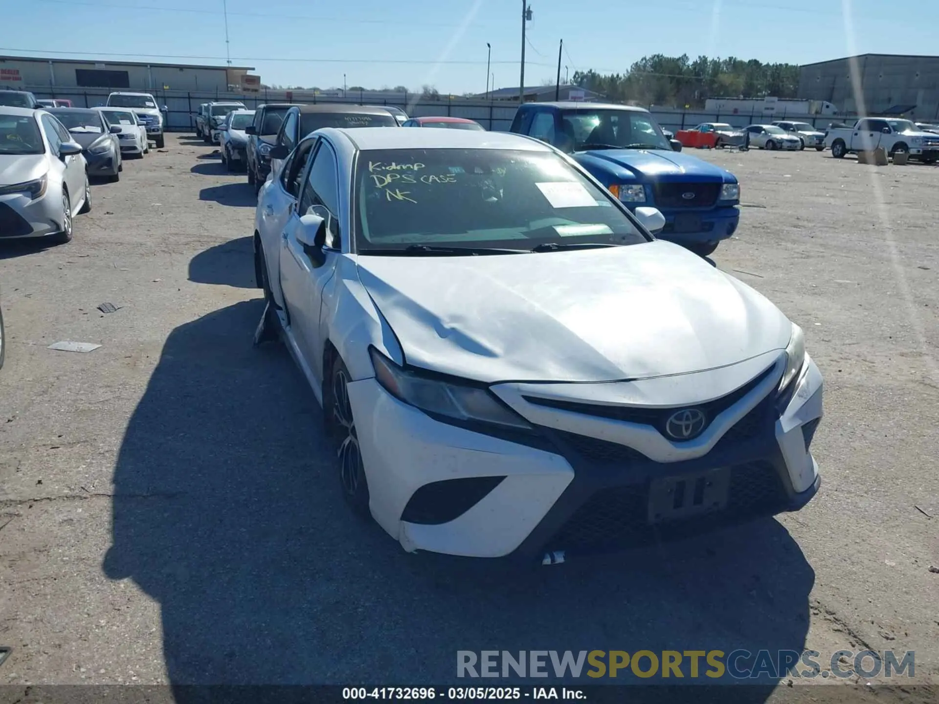 1 fotografías del automóvil dañado 4T1G11AKXLU870848 TOYOTA CAMRY 2020