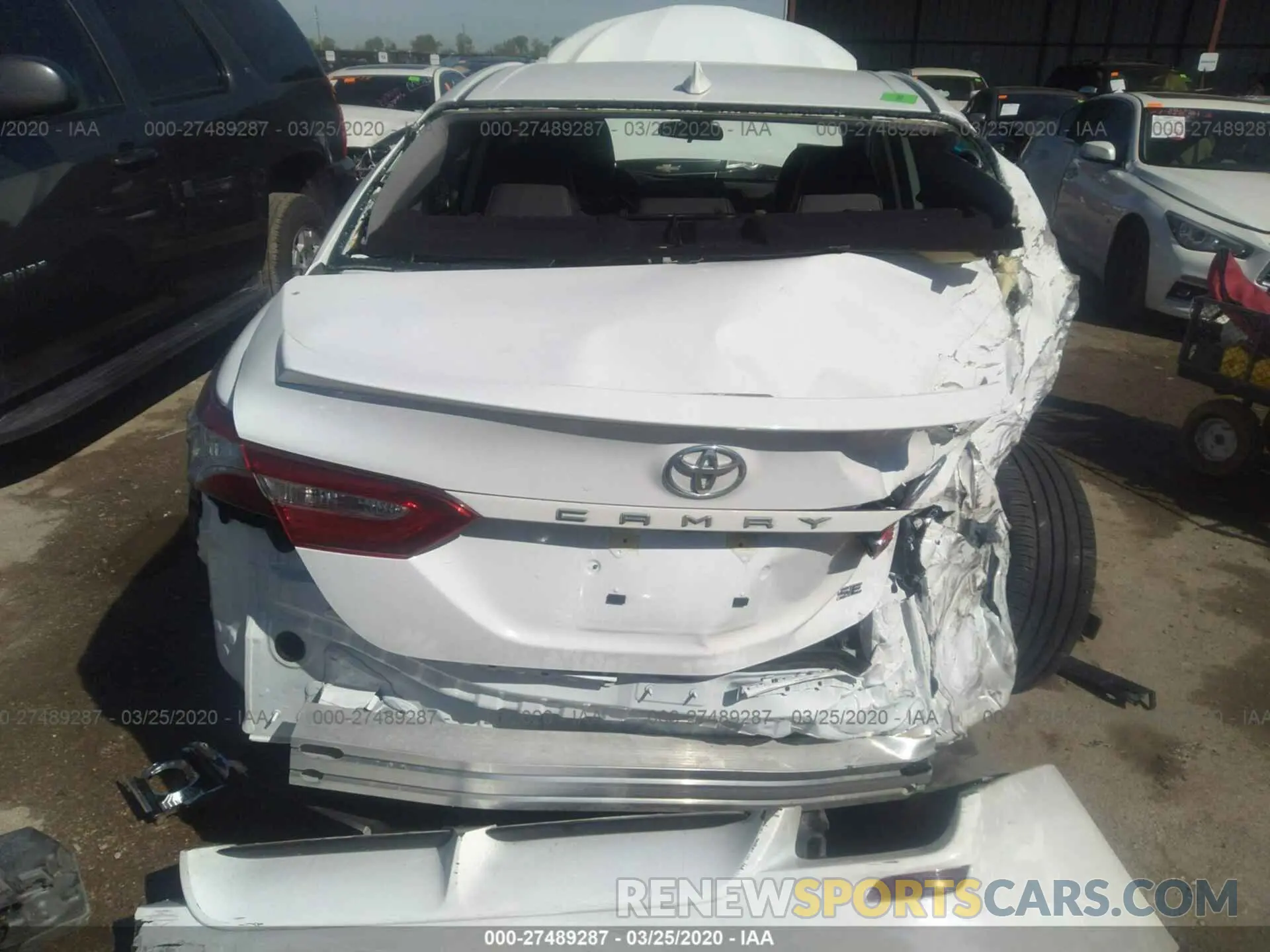 6 fotografías del automóvil dañado 4T1G11AKXLU872535 TOYOTA CAMRY 2020