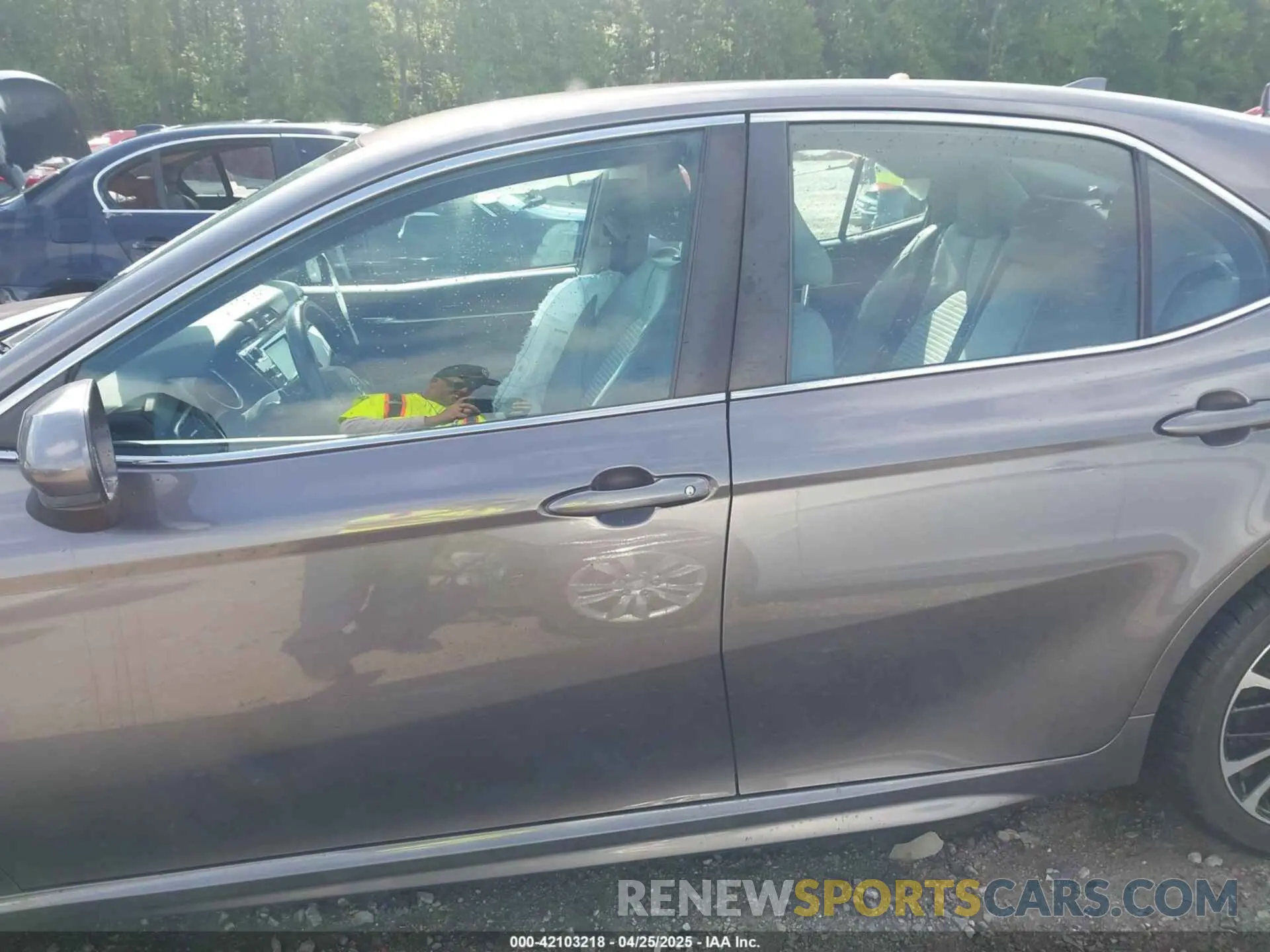 14 fotografías del automóvil dañado 4T1G11AKXLU880313 TOYOTA CAMRY 2020