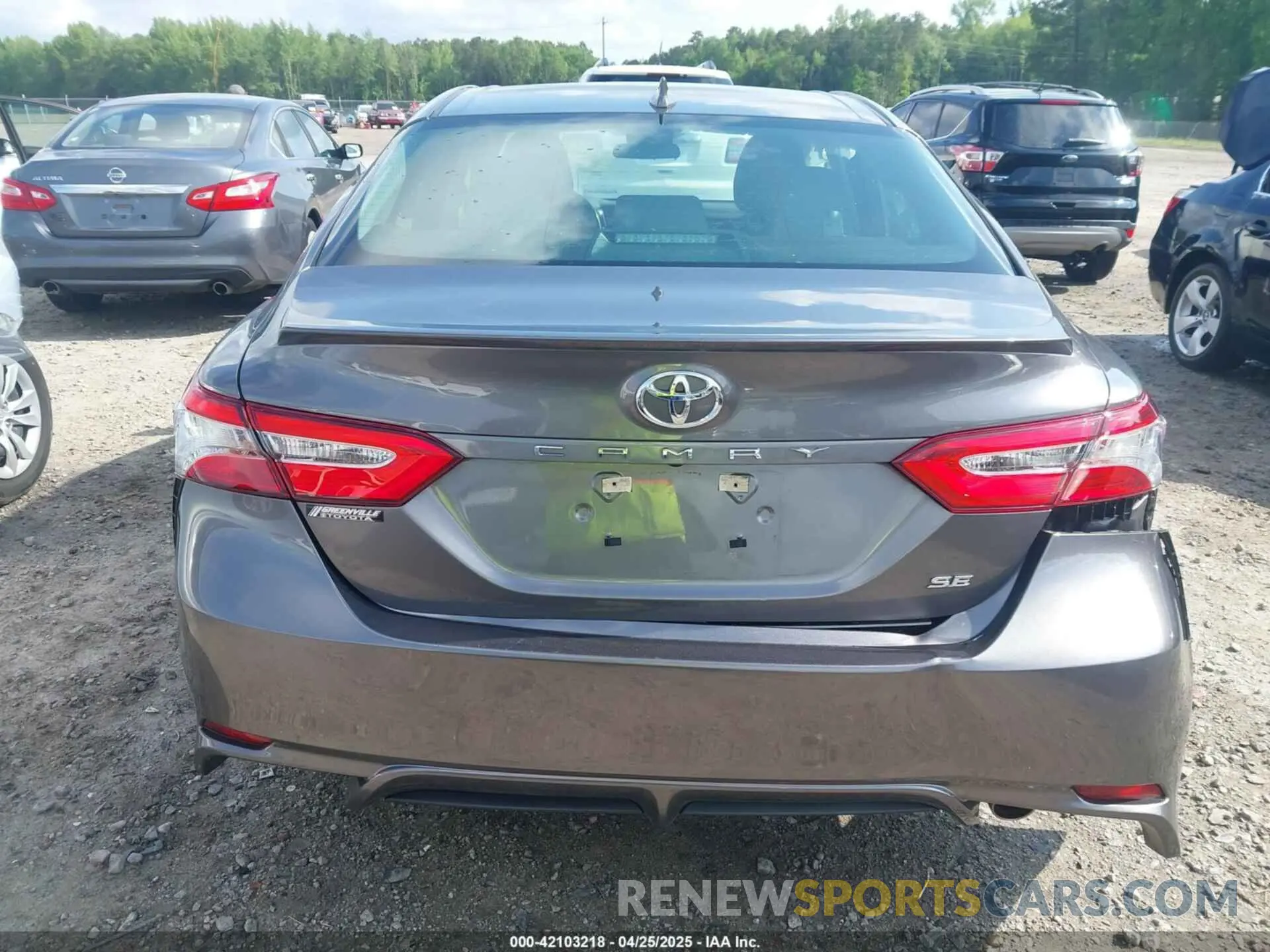 16 fotografías del automóvil dañado 4T1G11AKXLU880313 TOYOTA CAMRY 2020