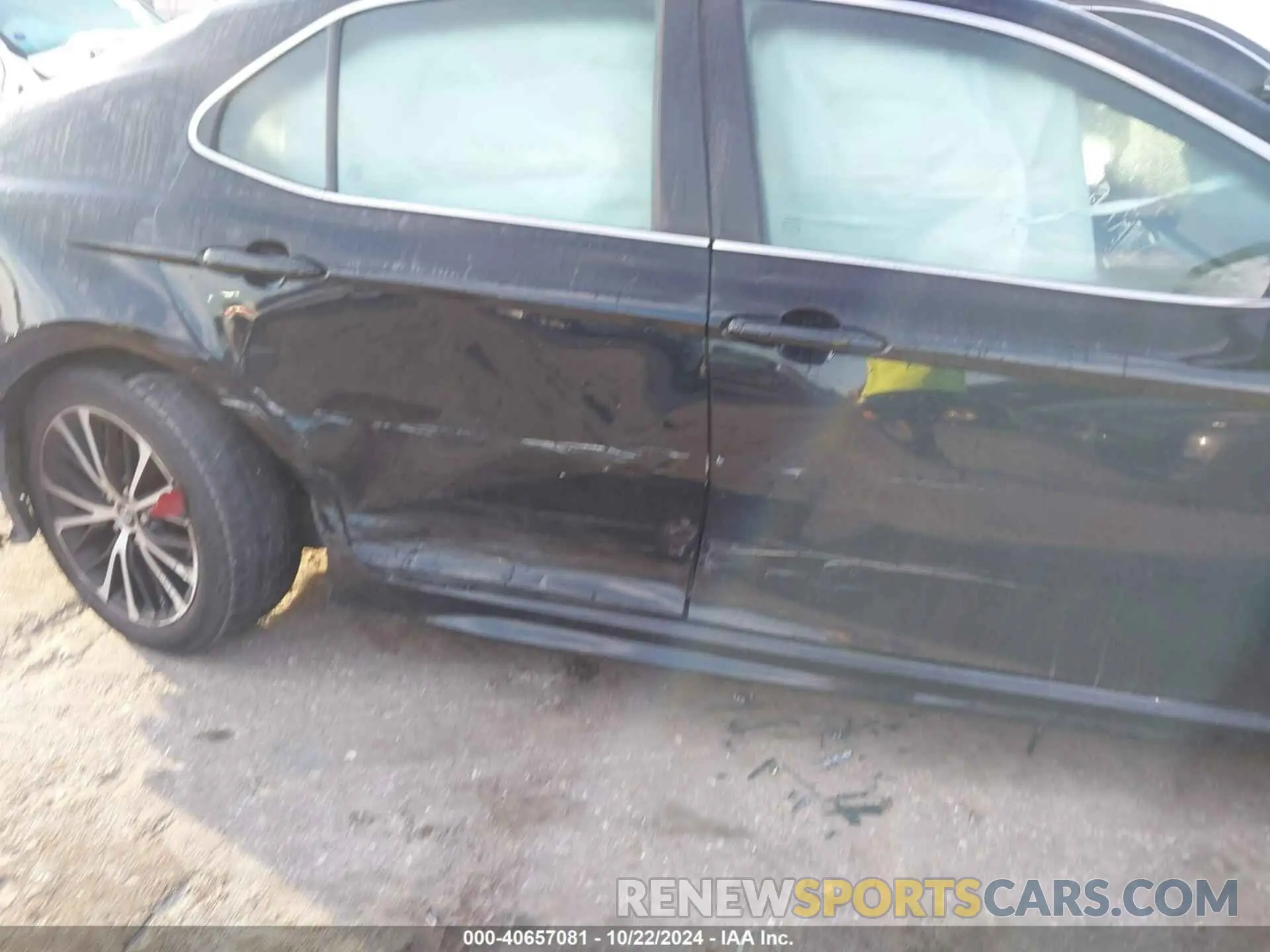 6 fotografías del automóvil dañado 4T1G11AKXLU886676 TOYOTA CAMRY 2020