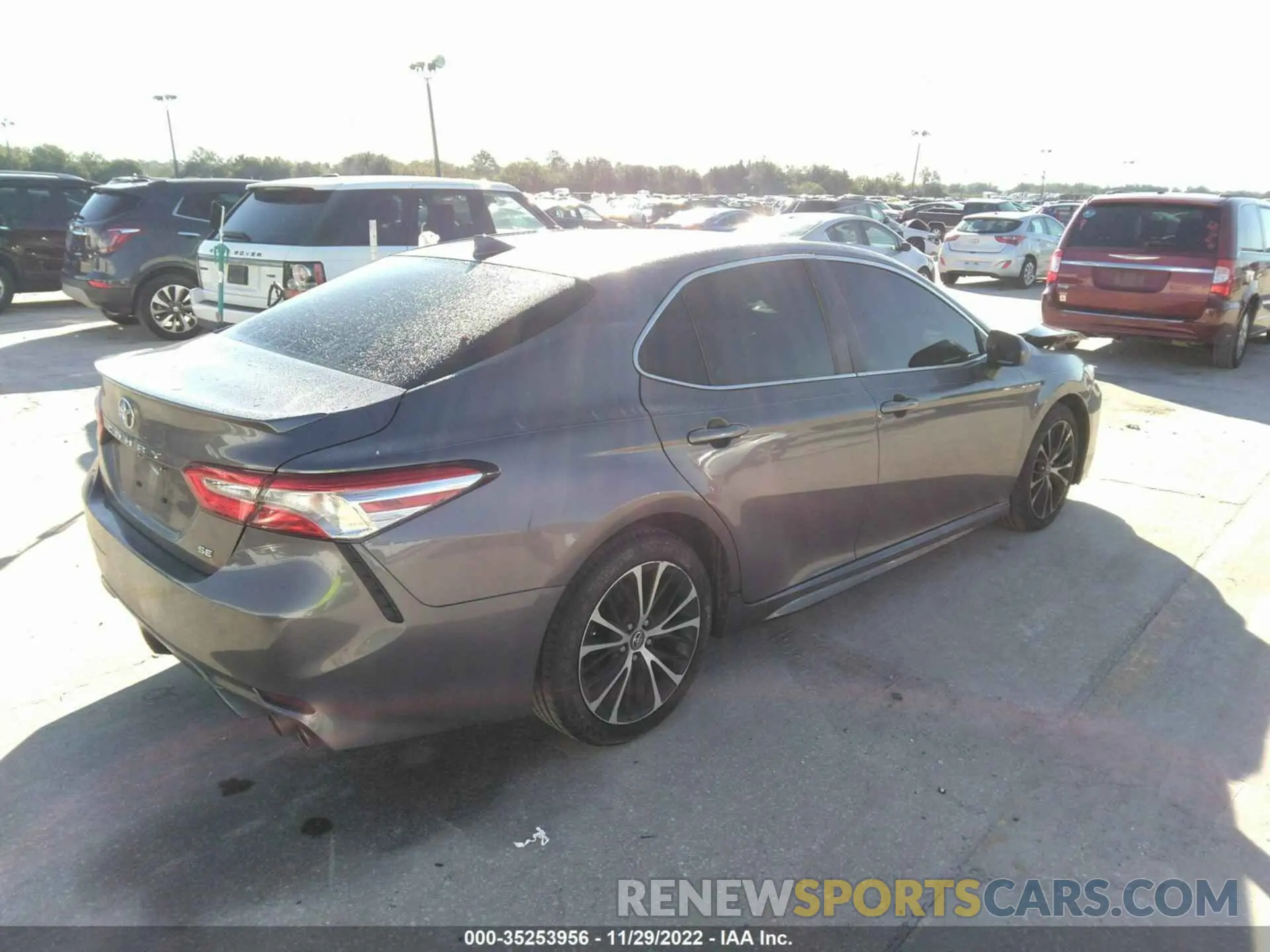 4 fotografías del automóvil dañado 4T1G11AKXLU890176 TOYOTA CAMRY 2020