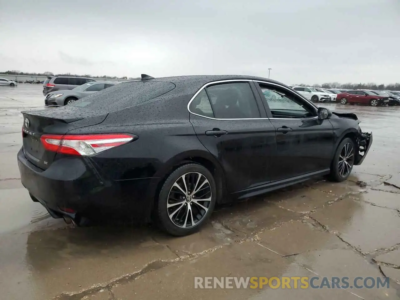 3 fotografías del automóvil dañado 4T1G11AKXLU922902 TOYOTA CAMRY 2020