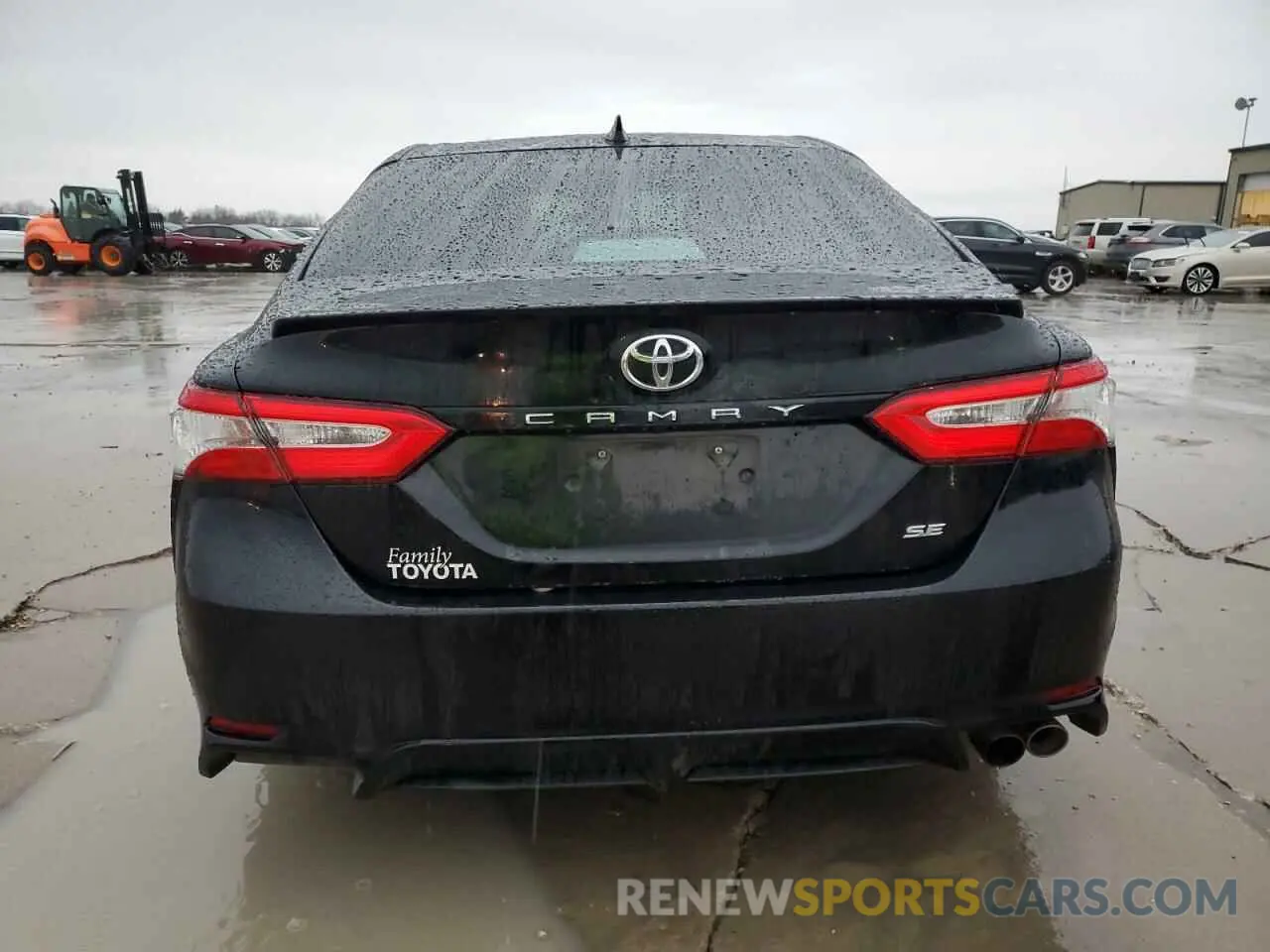 6 fotografías del automóvil dañado 4T1G11AKXLU922902 TOYOTA CAMRY 2020