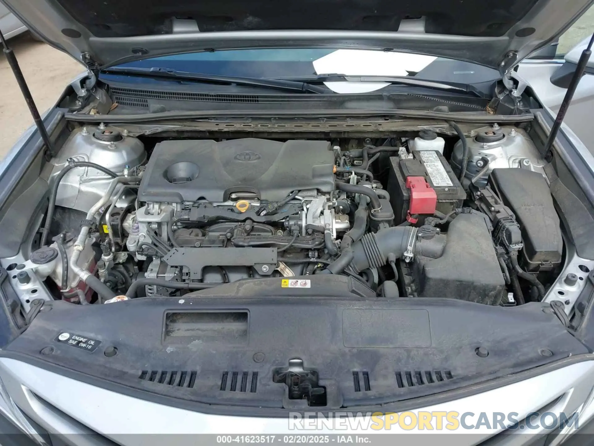 10 fotografías del automóvil dañado 4T1G11AKXLU941014 TOYOTA CAMRY 2020
