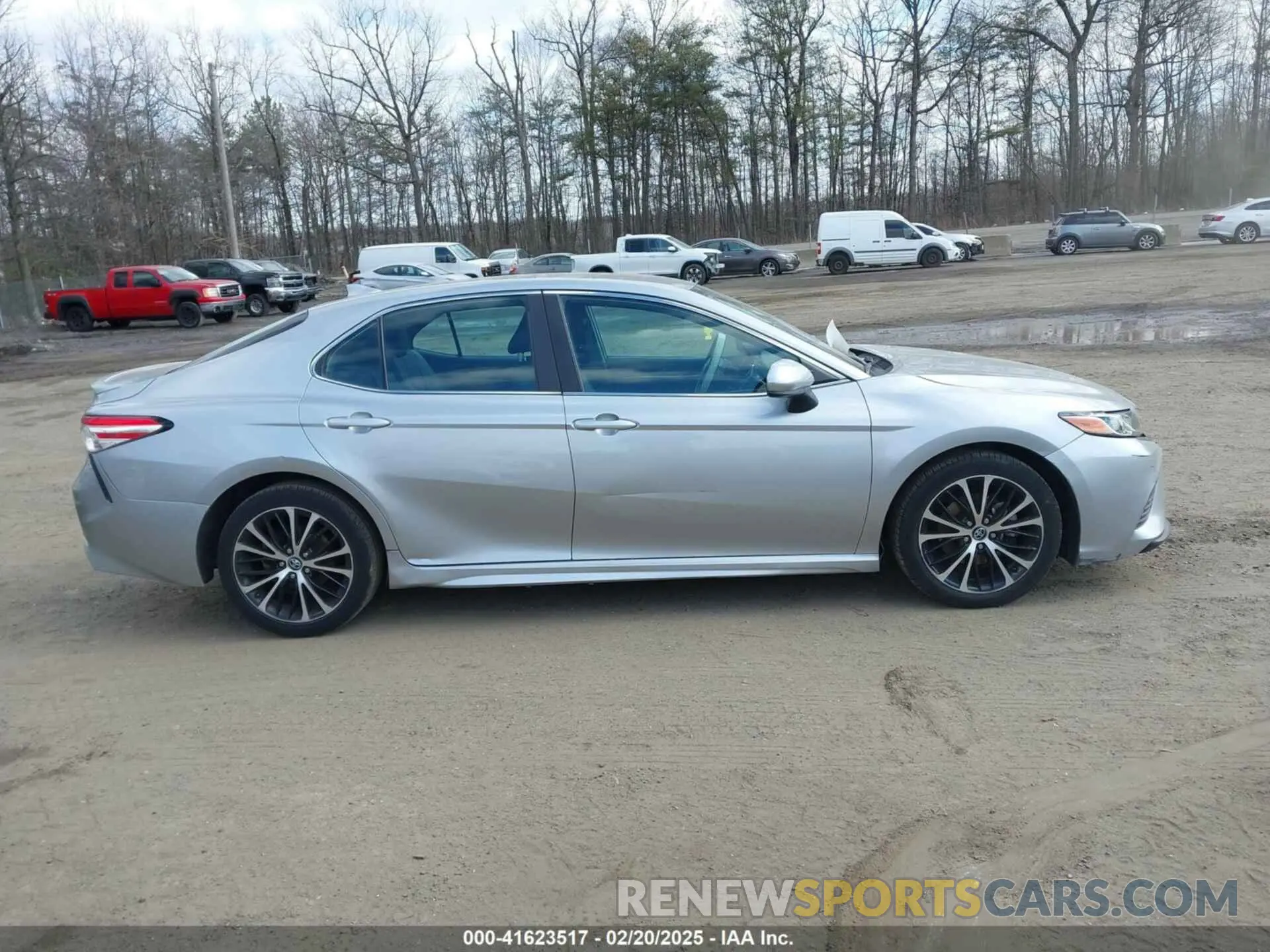 13 fotografías del automóvil dañado 4T1G11AKXLU941014 TOYOTA CAMRY 2020