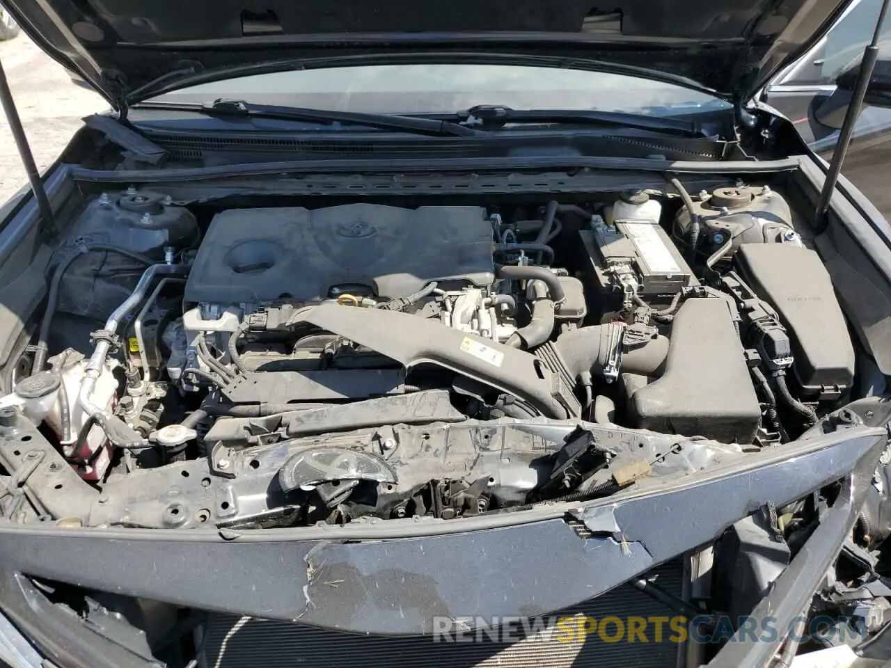 11 fotografías del automóvil dañado 4T1G11AKXLU947640 TOYOTA CAMRY 2020