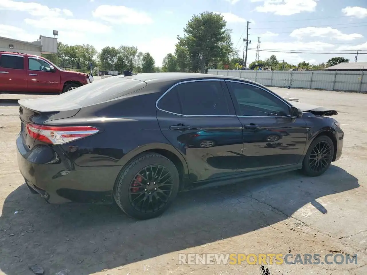 3 fotografías del automóvil dañado 4T1G11AKXLU947640 TOYOTA CAMRY 2020