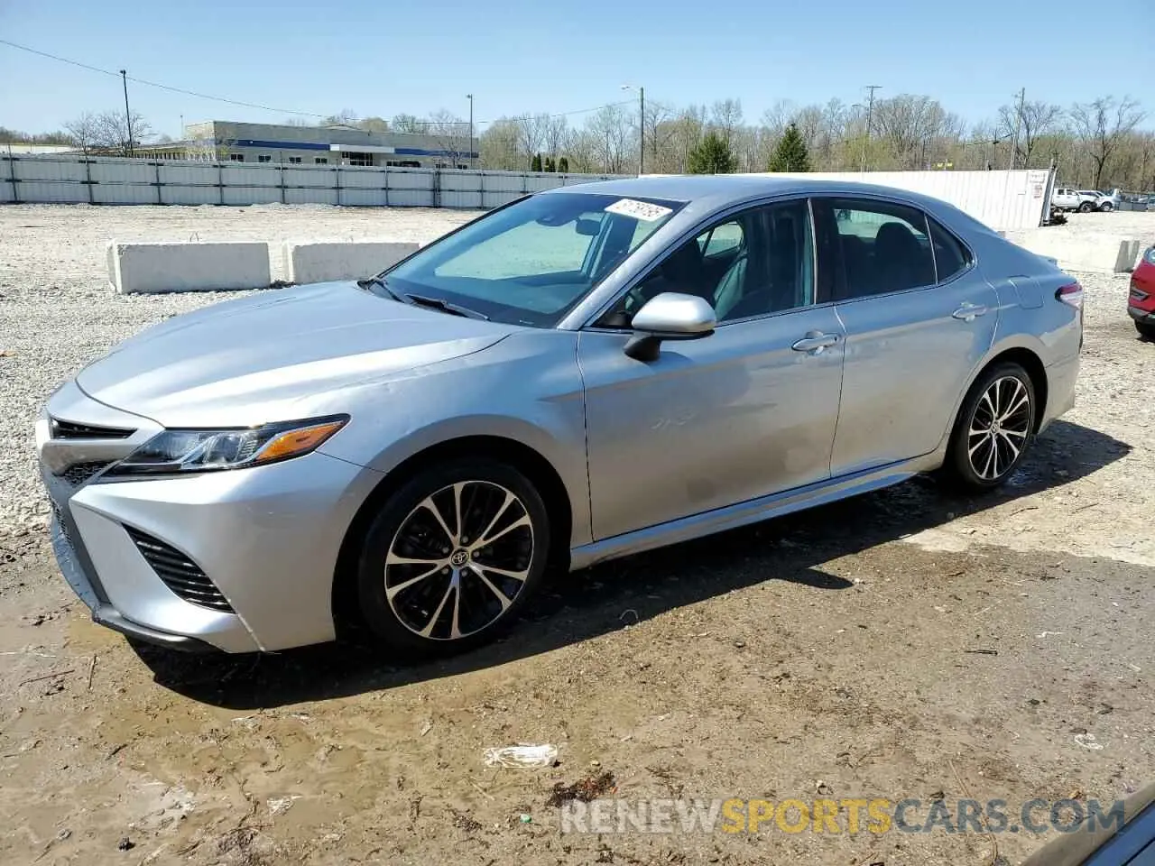 1 fotografías del automóvil dañado 4T1G11AKXLU950957 TOYOTA CAMRY 2020