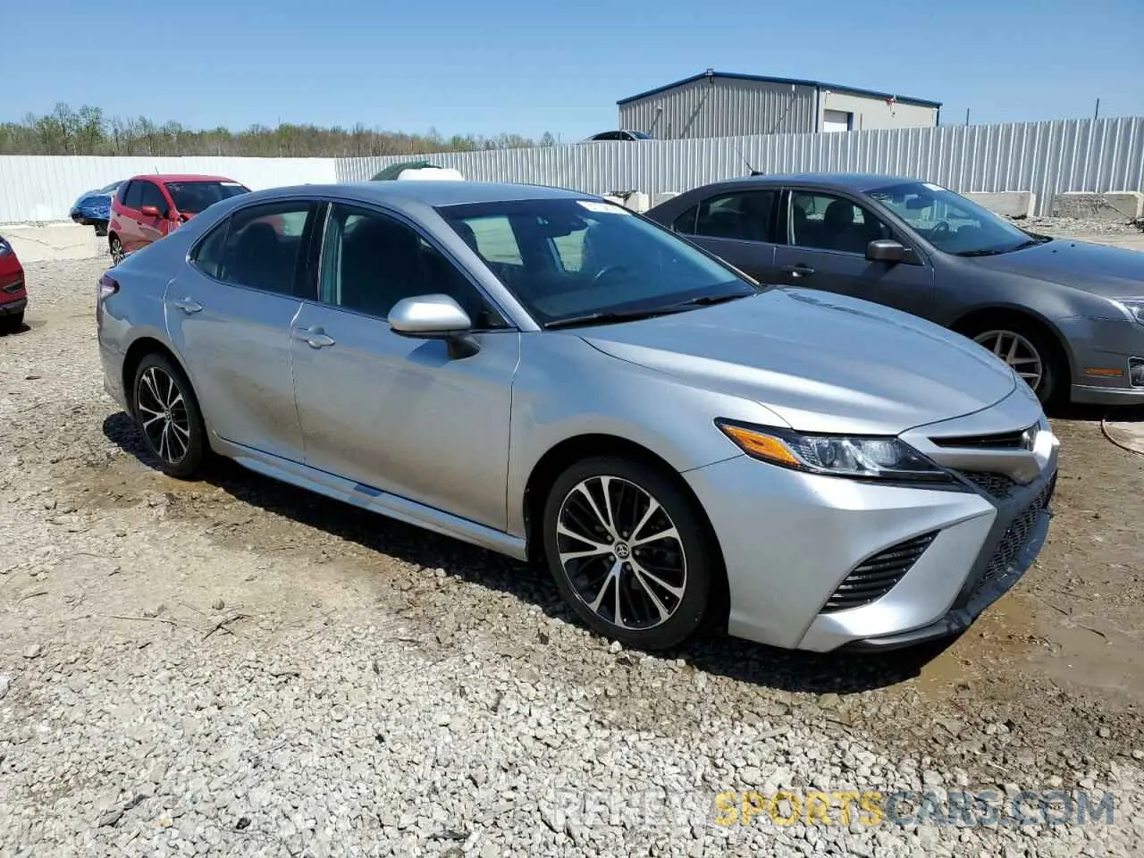 4 fotografías del automóvil dañado 4T1G11AKXLU950957 TOYOTA CAMRY 2020