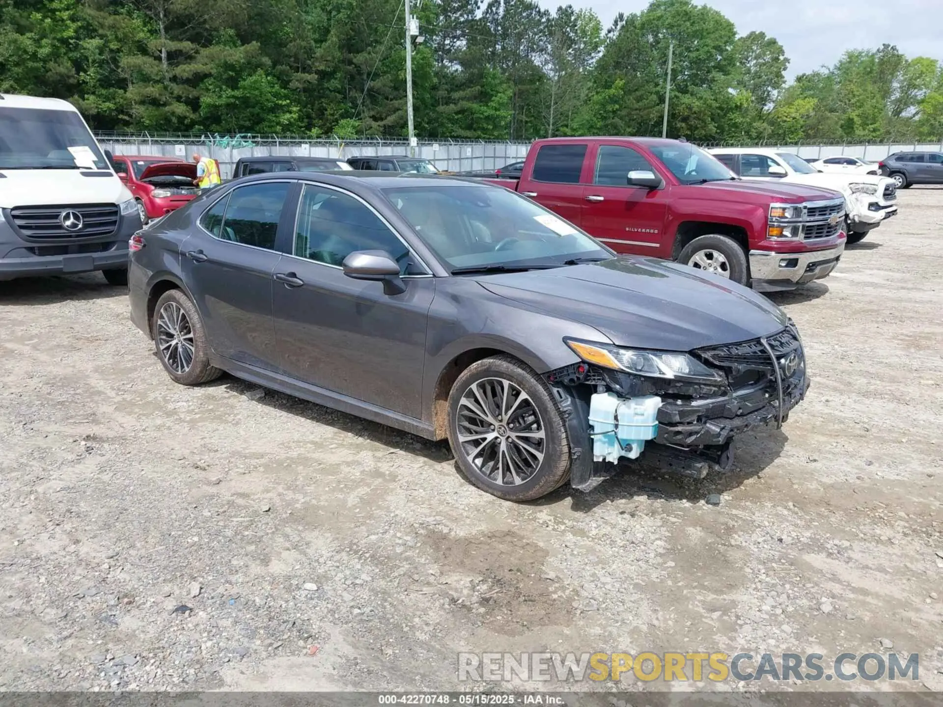 1 fotografías del automóvil dañado 4T1G11AKXLU976202 TOYOTA CAMRY 2020