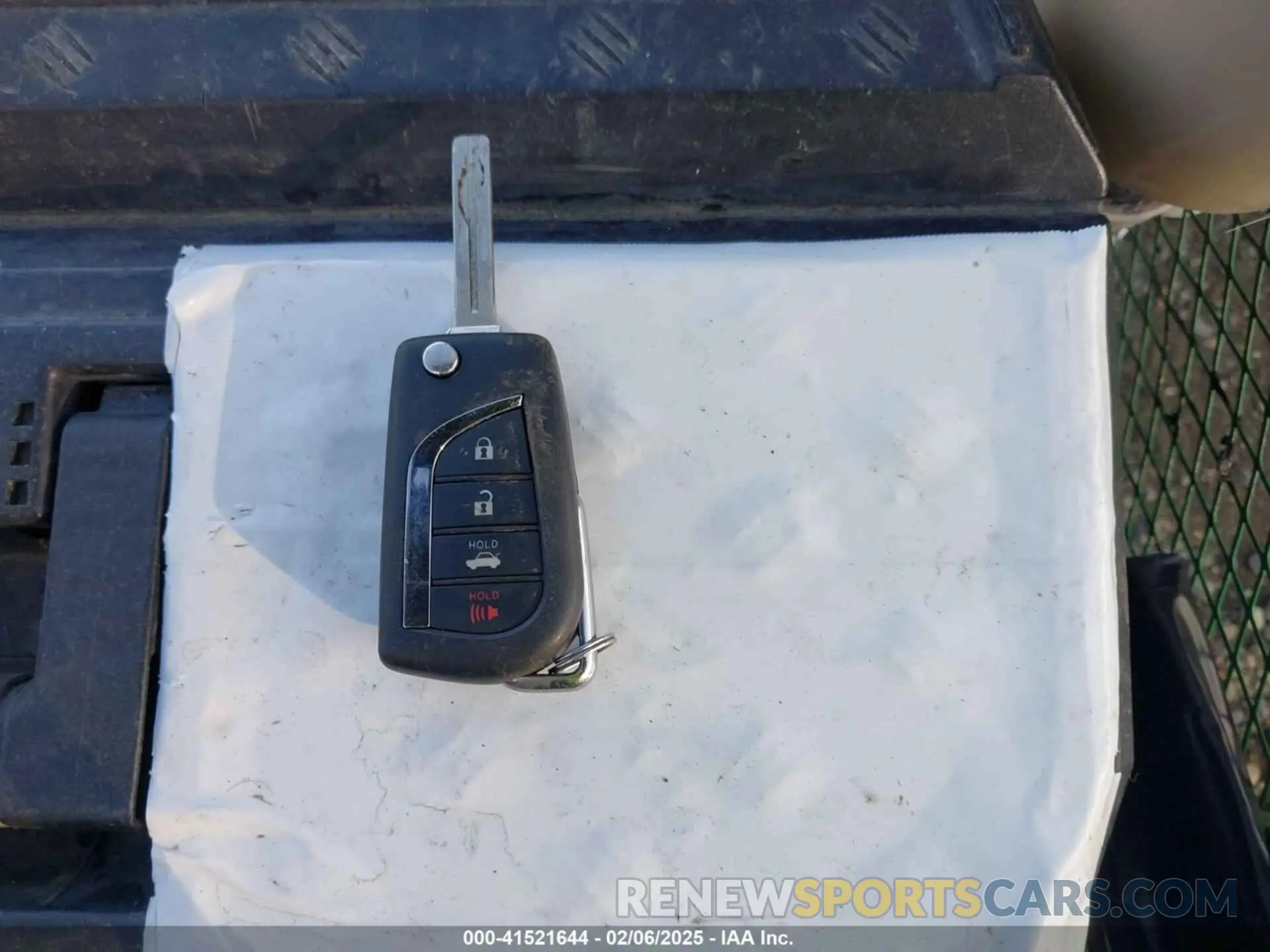 11 fotografías del automóvil dañado 4T1G11BK0LU002842 TOYOTA CAMRY 2020