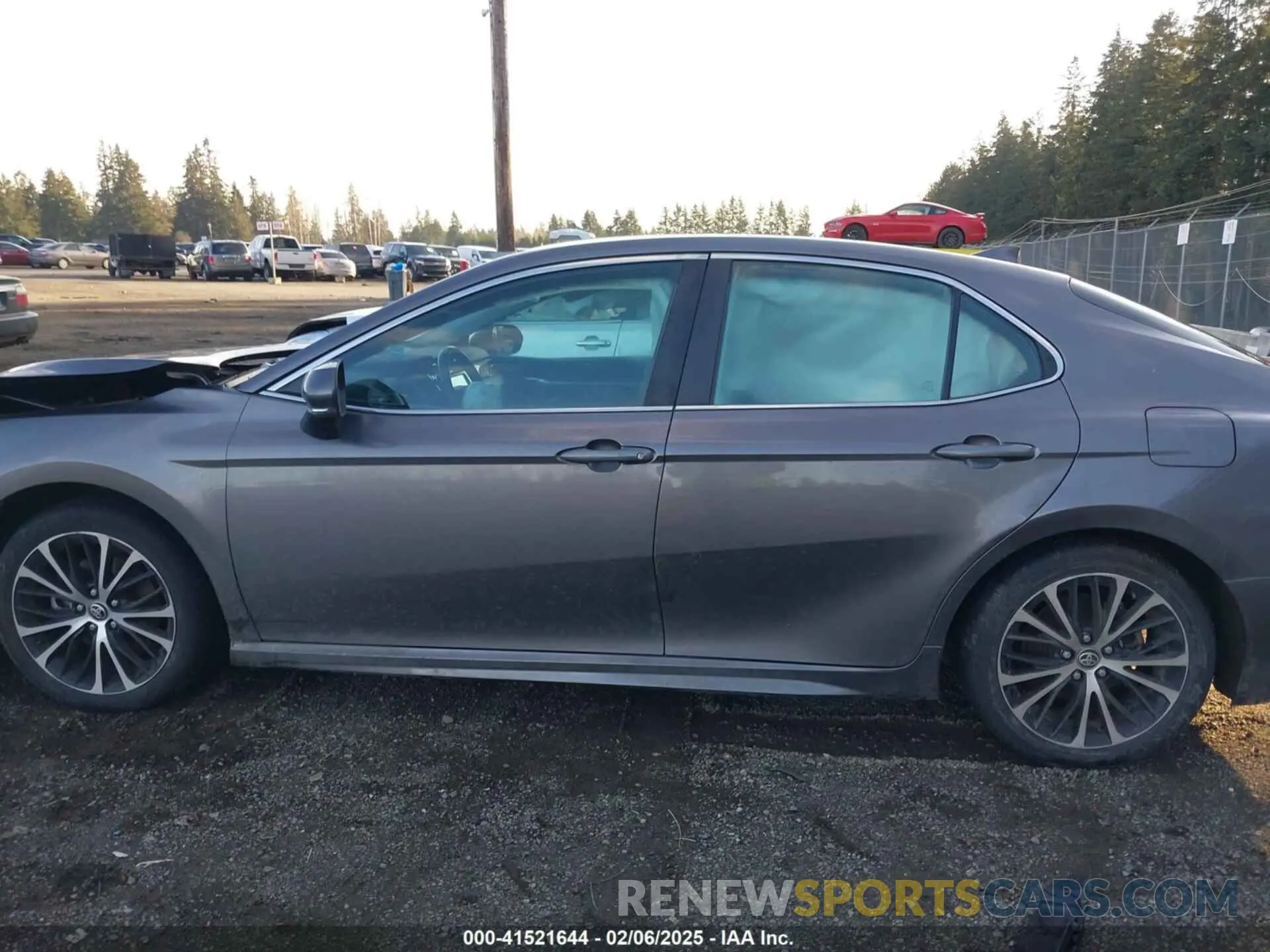 14 fotografías del automóvil dañado 4T1G11BK0LU002842 TOYOTA CAMRY 2020