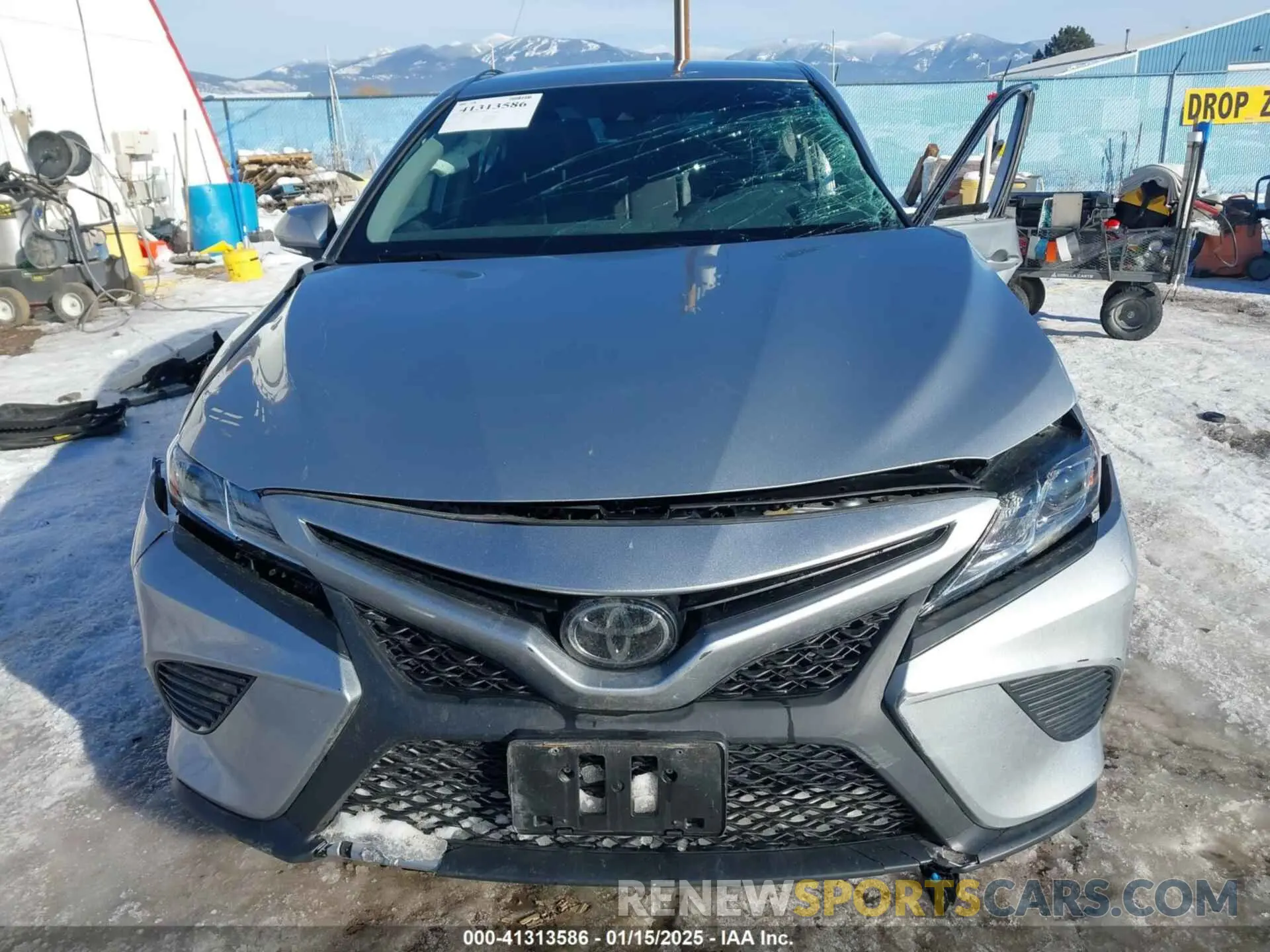 13 fotografías del automóvil dañado 4T1G11BK0LU016837 TOYOTA CAMRY 2020